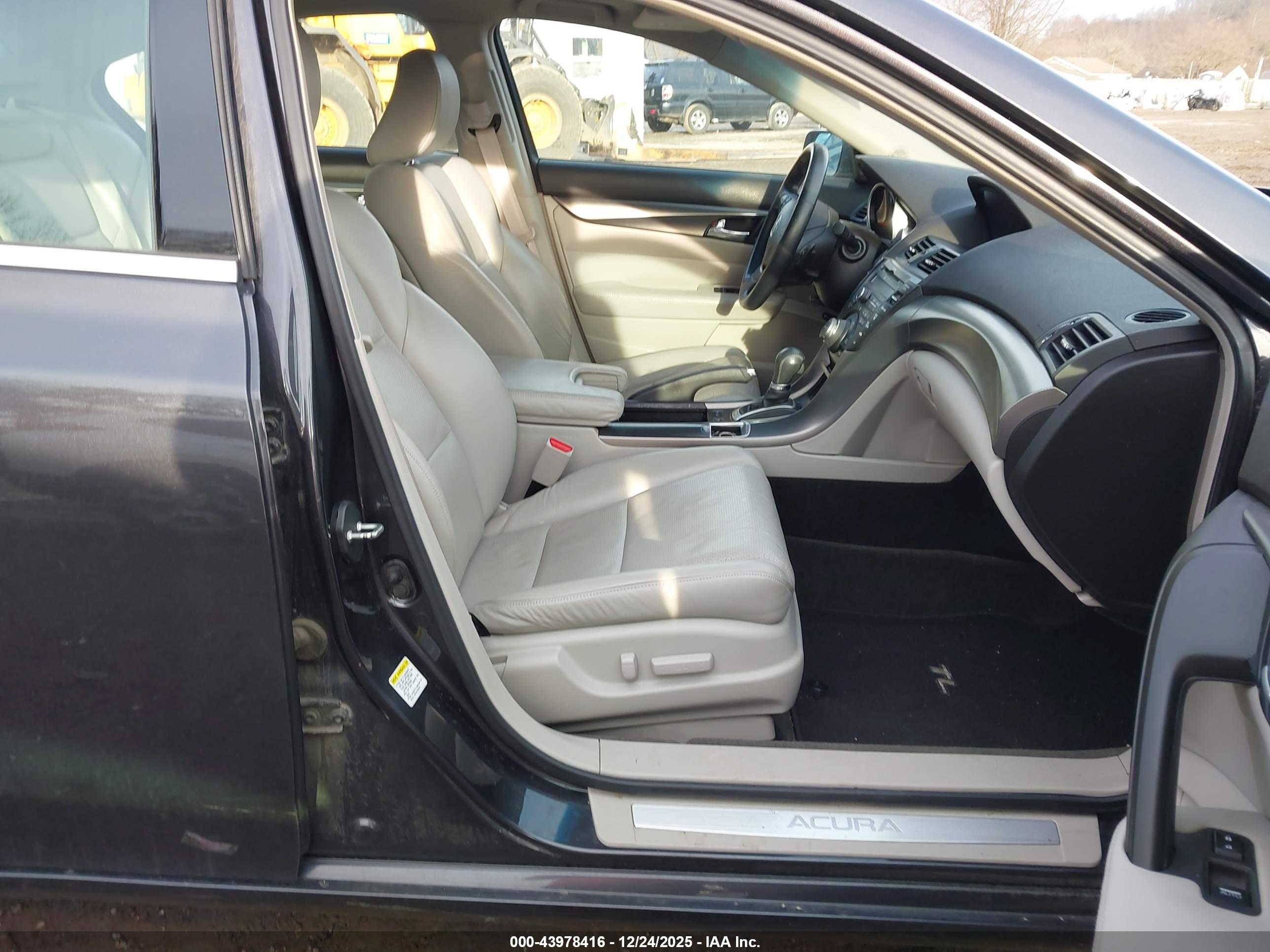ACURA TL image 5