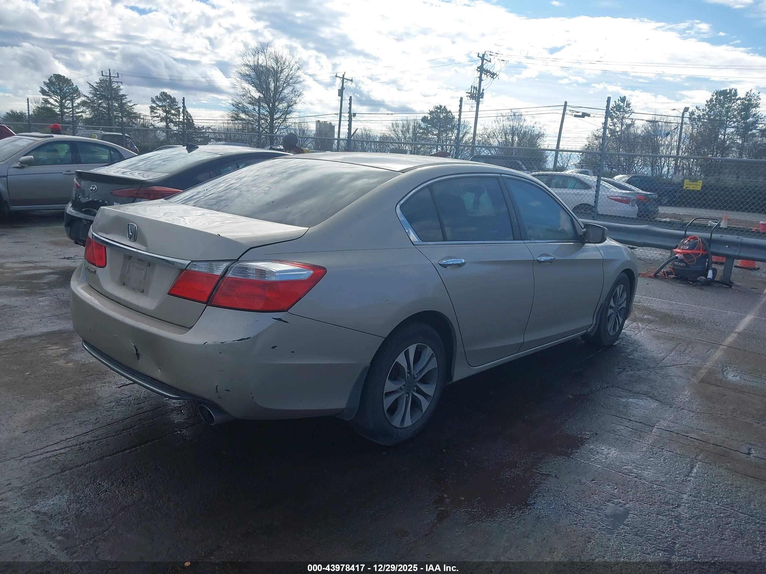 HONDA ACCORD image 4