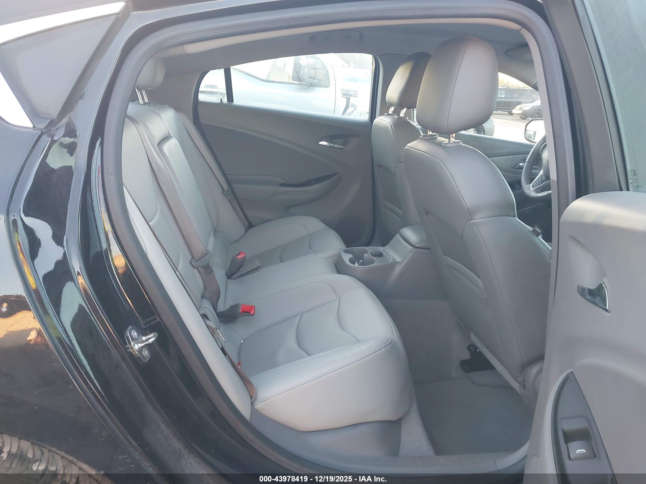CHEVROLET VOLT image 8