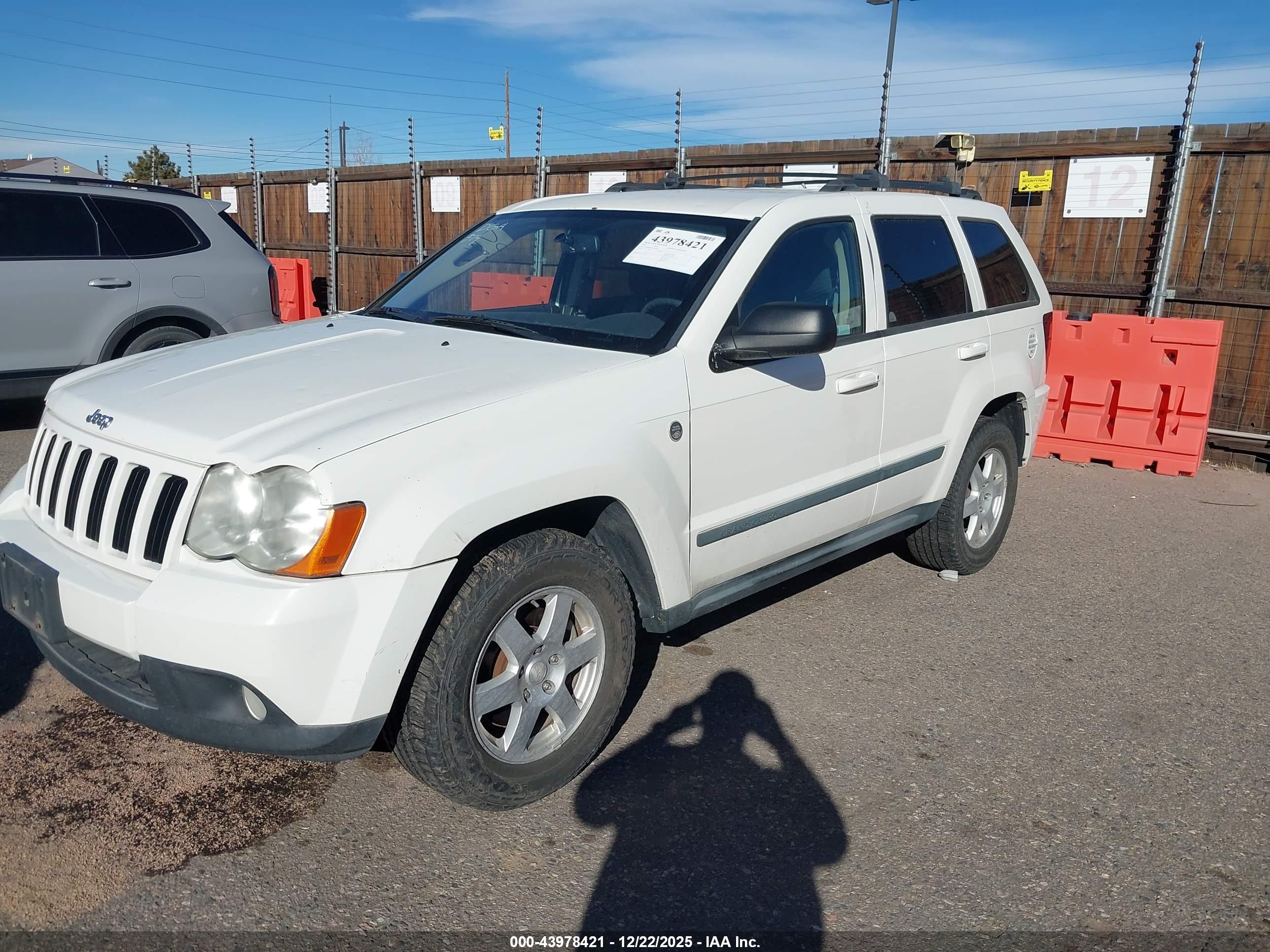 JEEP GRAND image 2