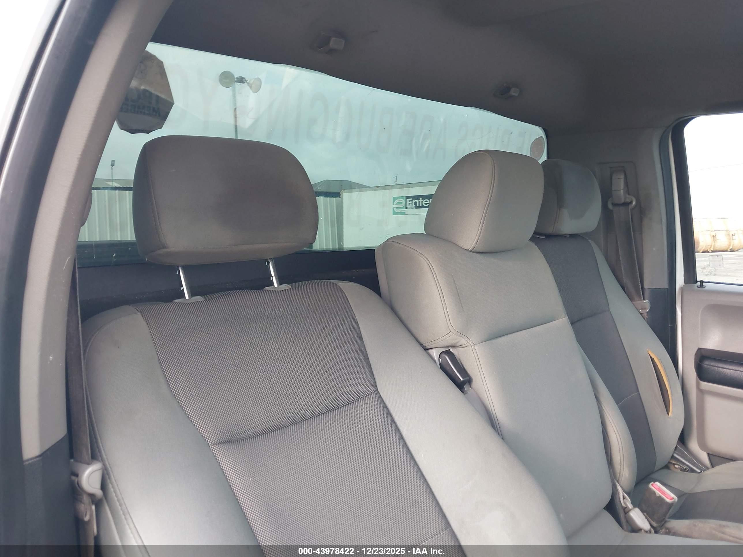 FORD F-150 image 8