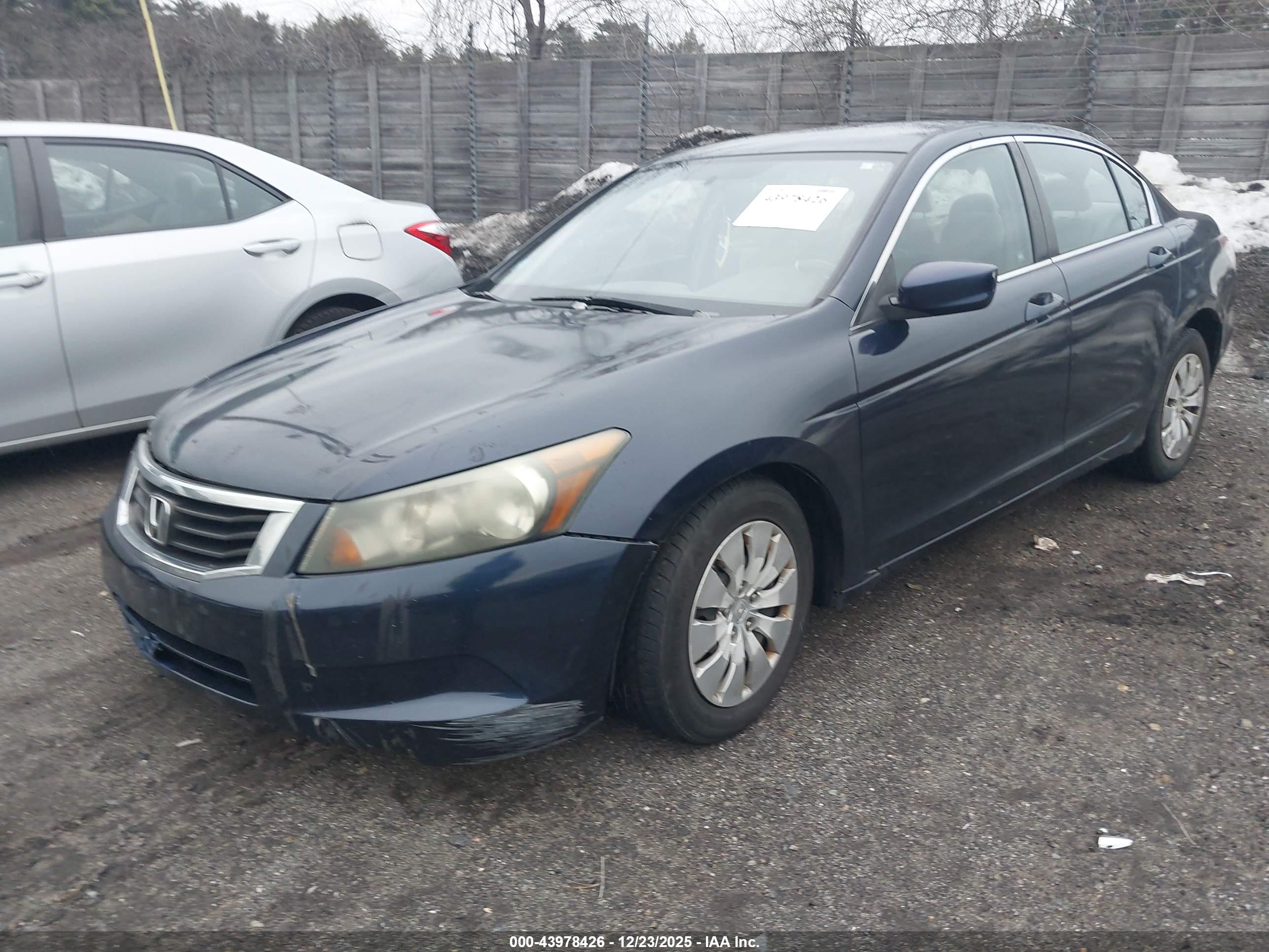 HONDA ACCORD image 2