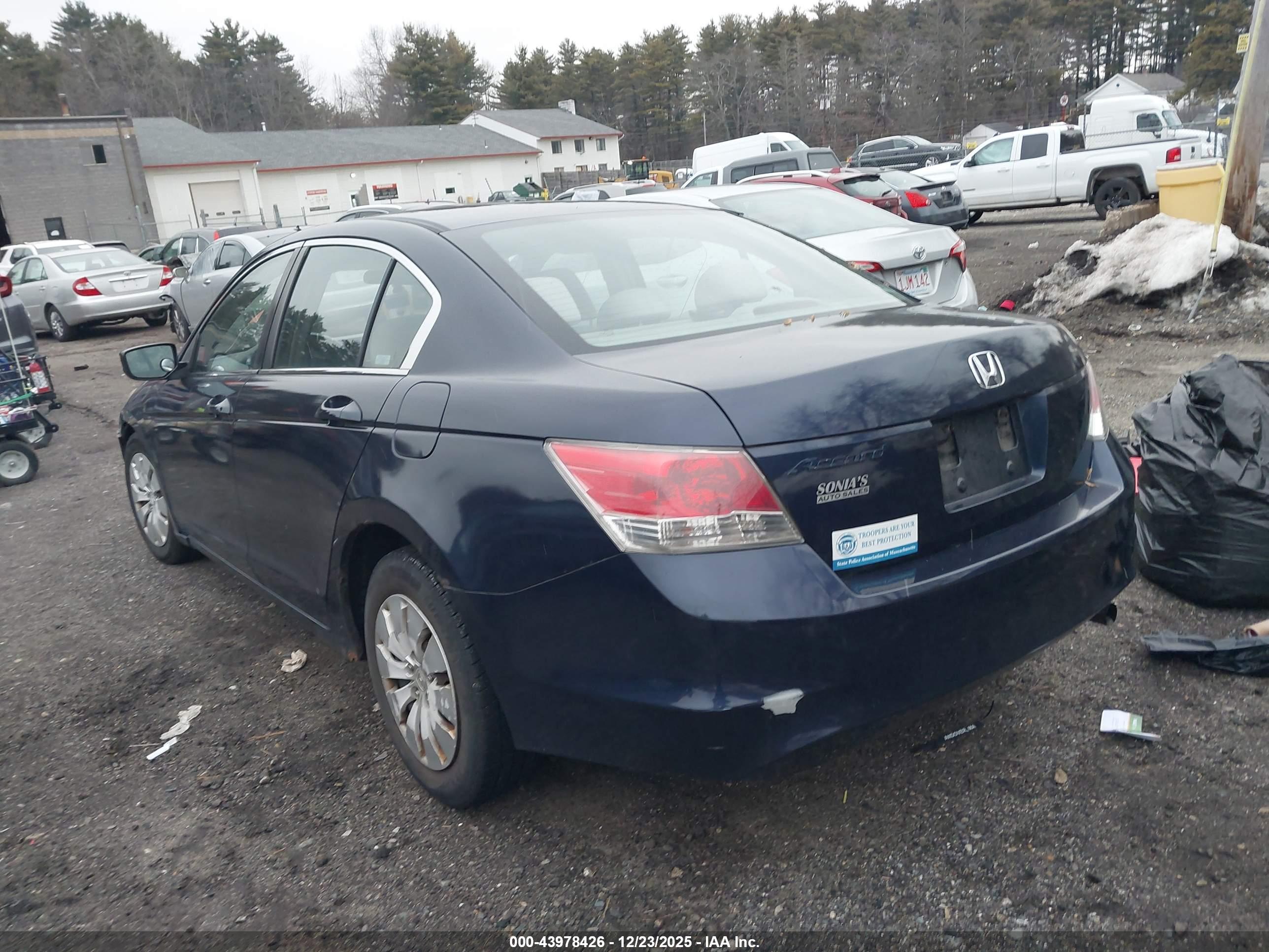 HONDA ACCORD image 3