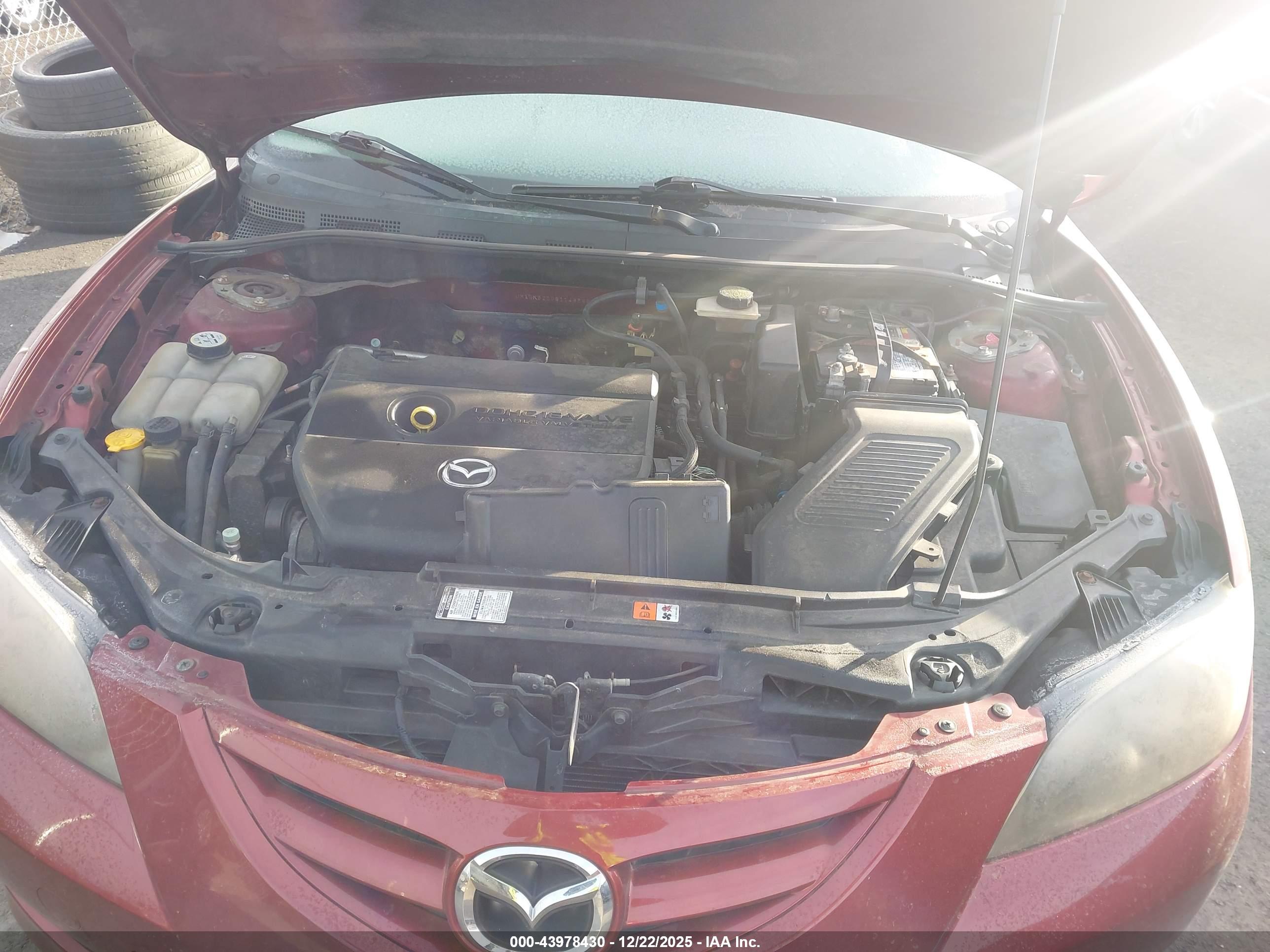 MAZDA MAZDA3 image 10