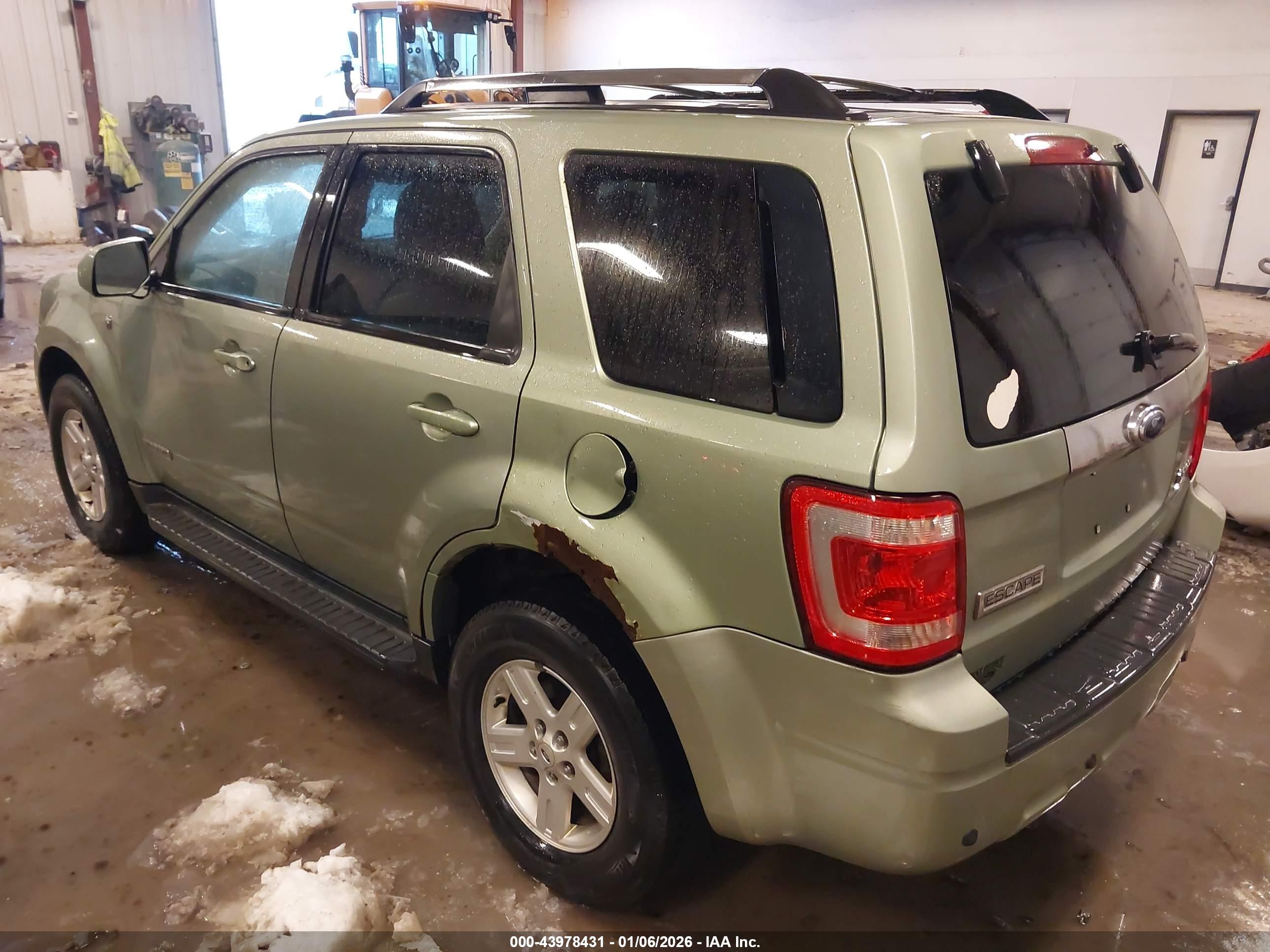 FORD ESCAPE image 3