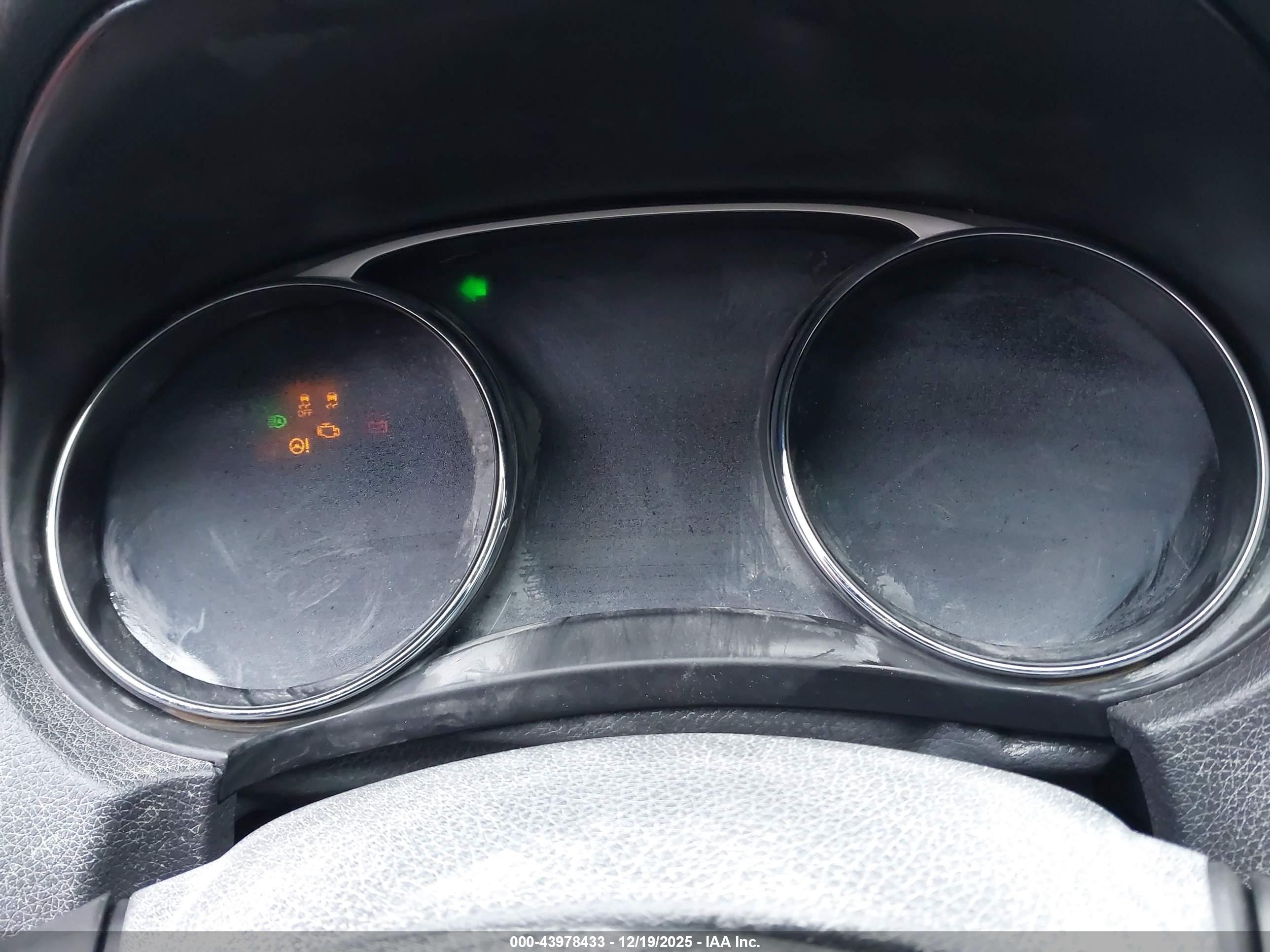 NISSAN ROGUE image 7