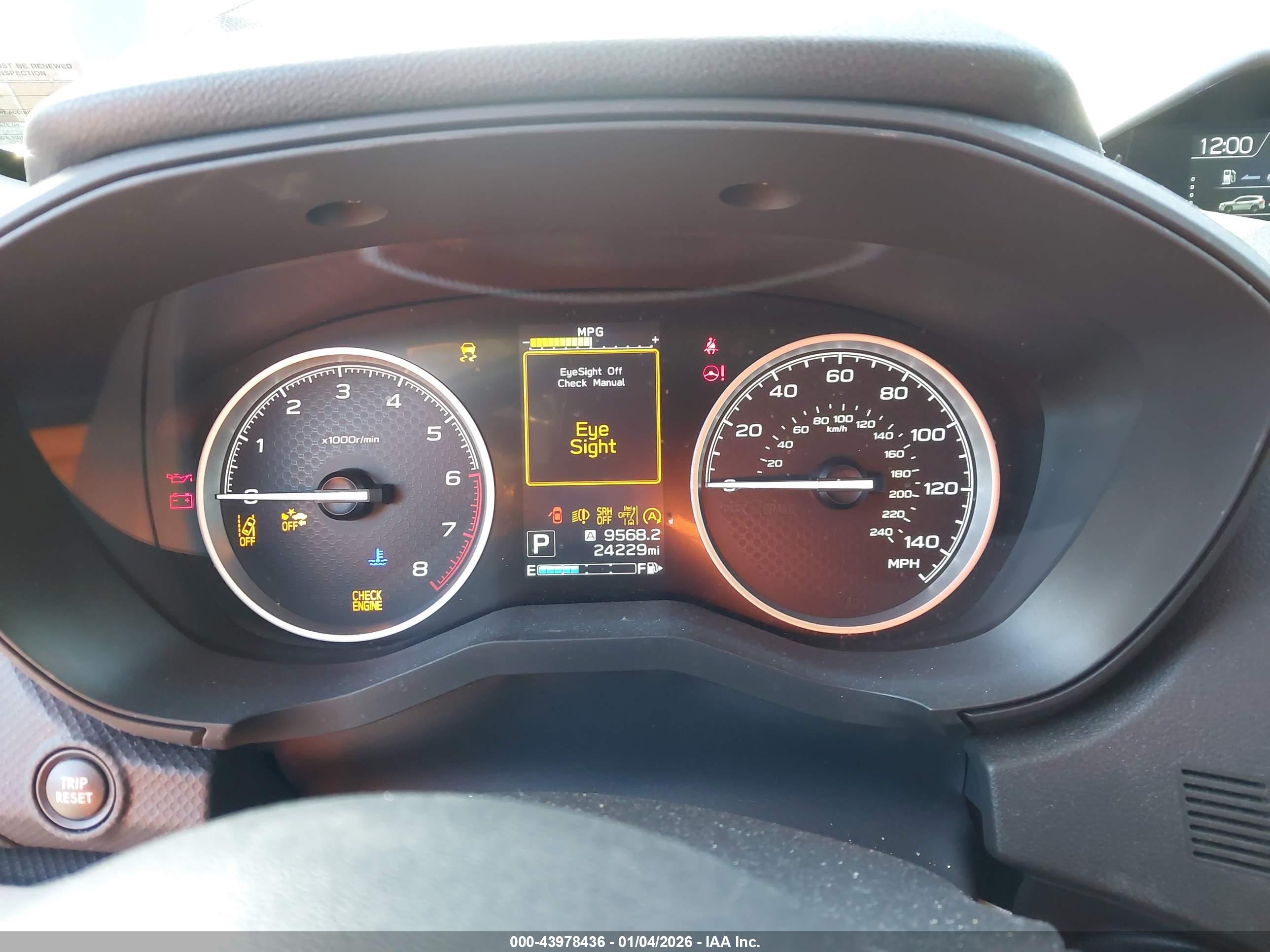 SUBARU FORESTER image 7