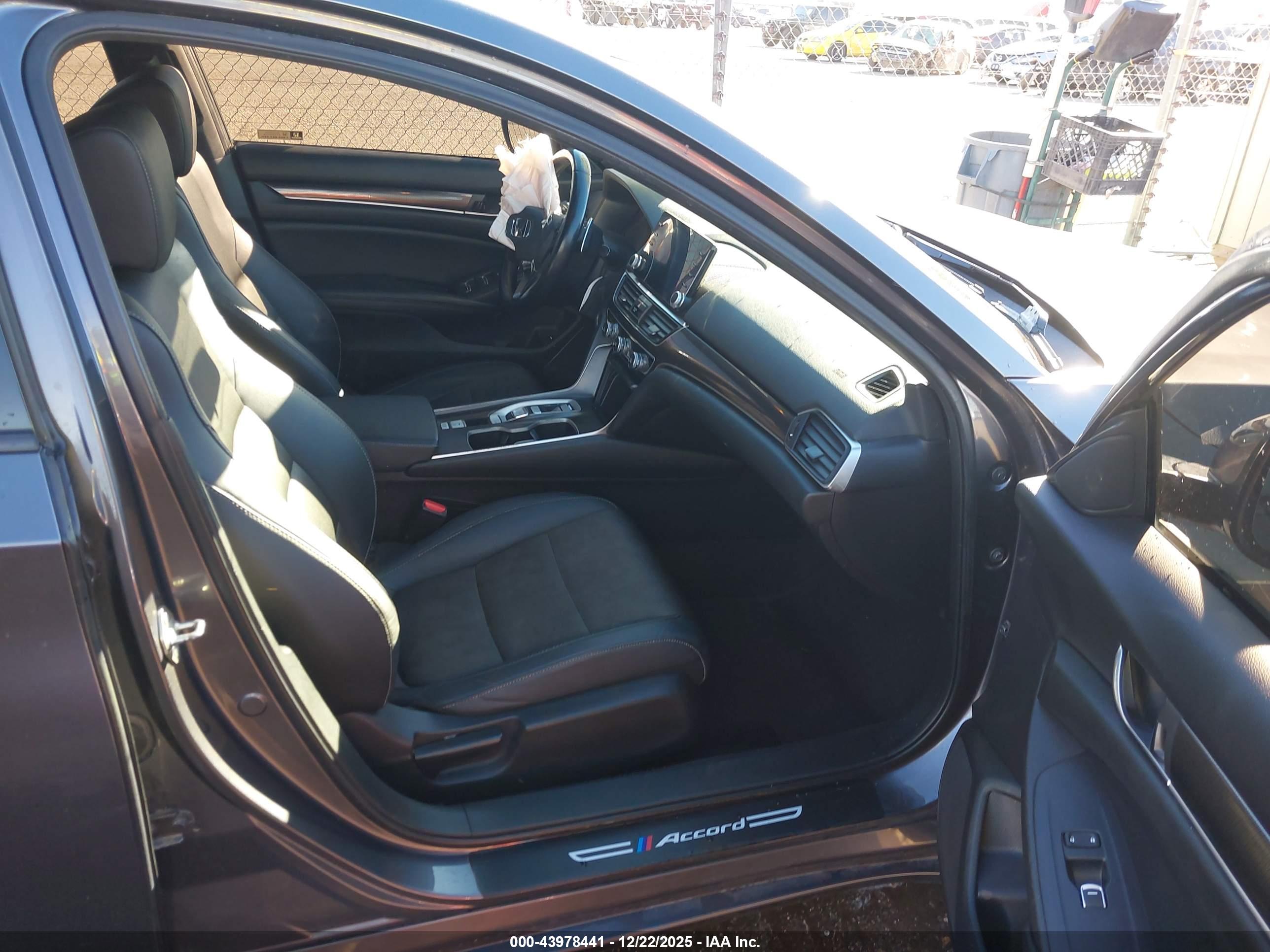 HONDA ACCORD image 5