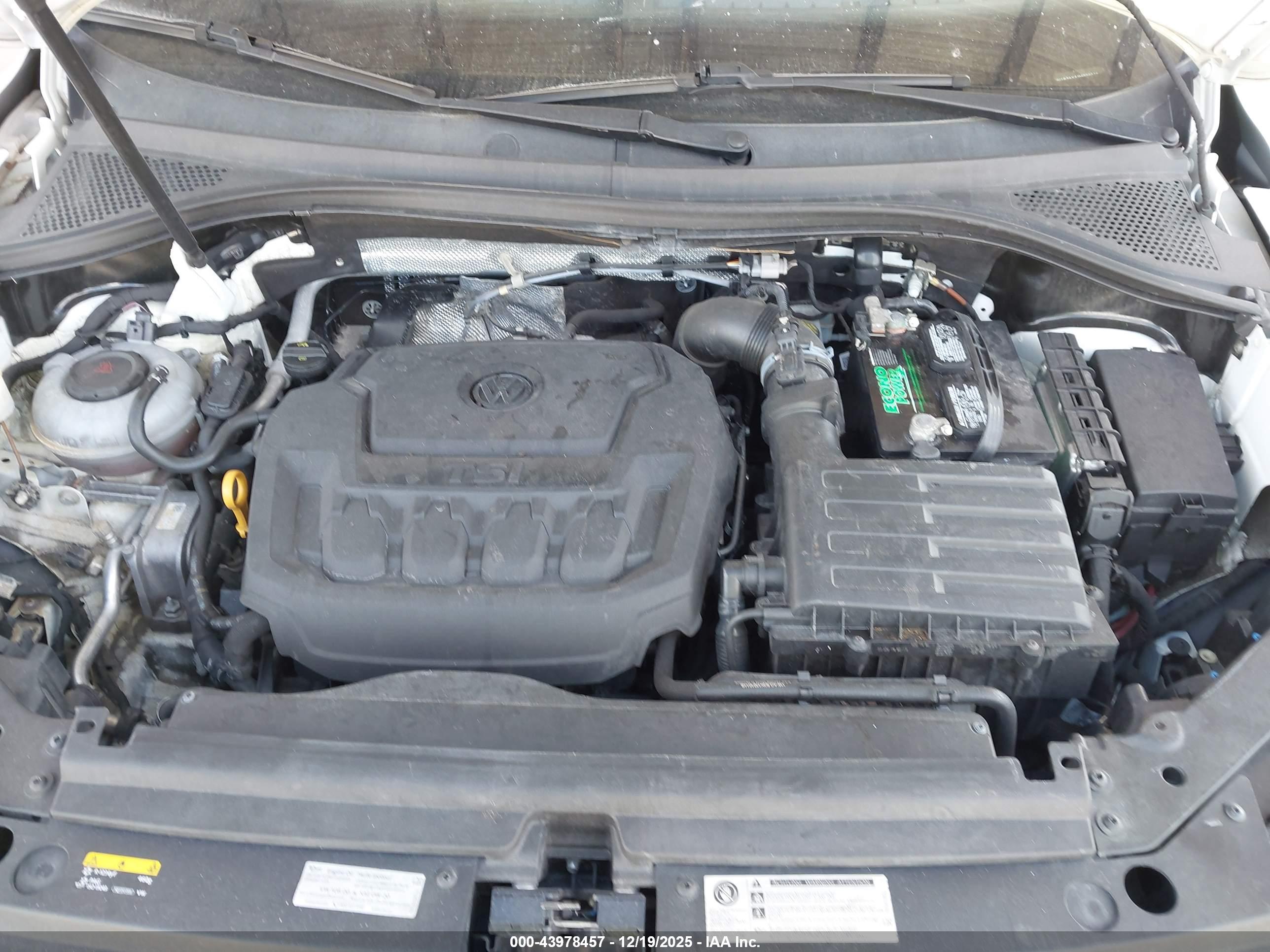 VOLKSWAGEN TIGUAN image 10