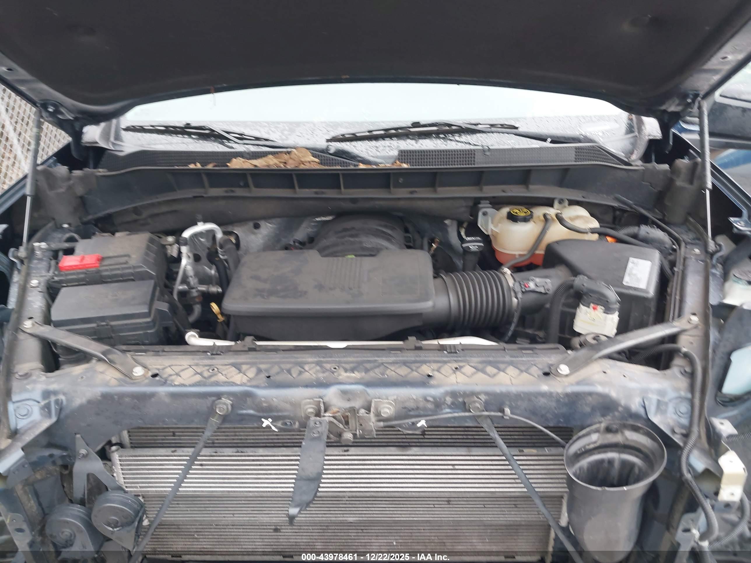 CHEVROLET SILVERADO image 10