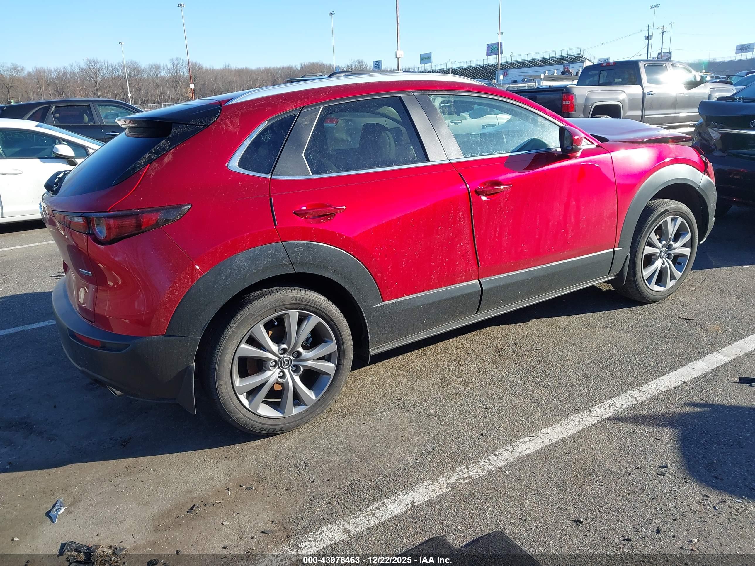 MAZDA CX-30 image 4