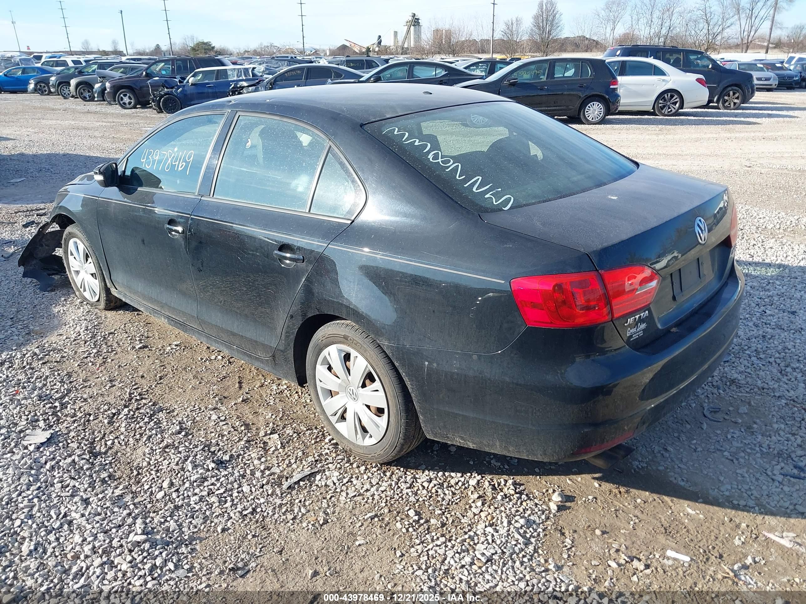VOLKSWAGEN JETTA image 3