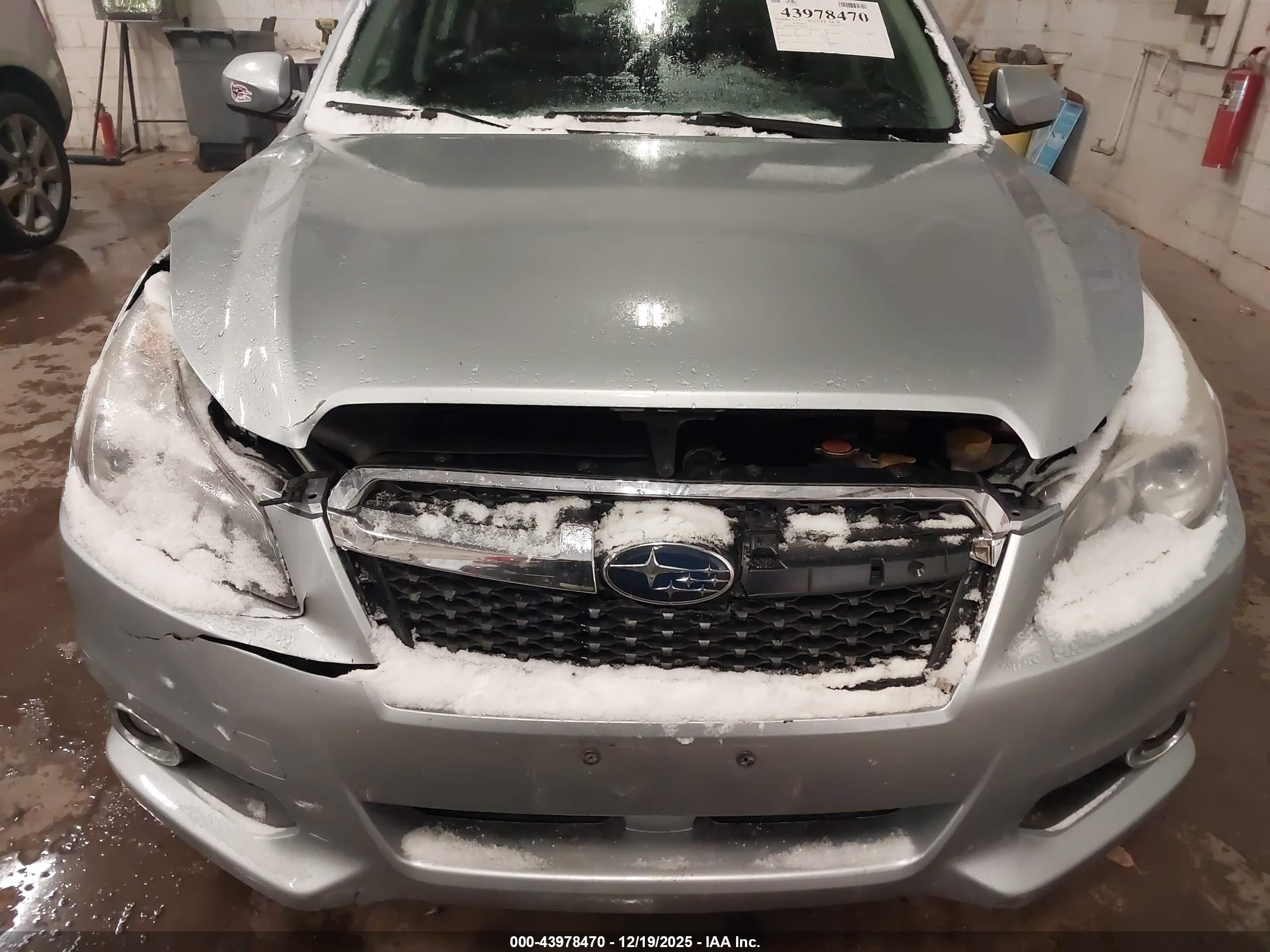 SUBARU LEGACY image 6