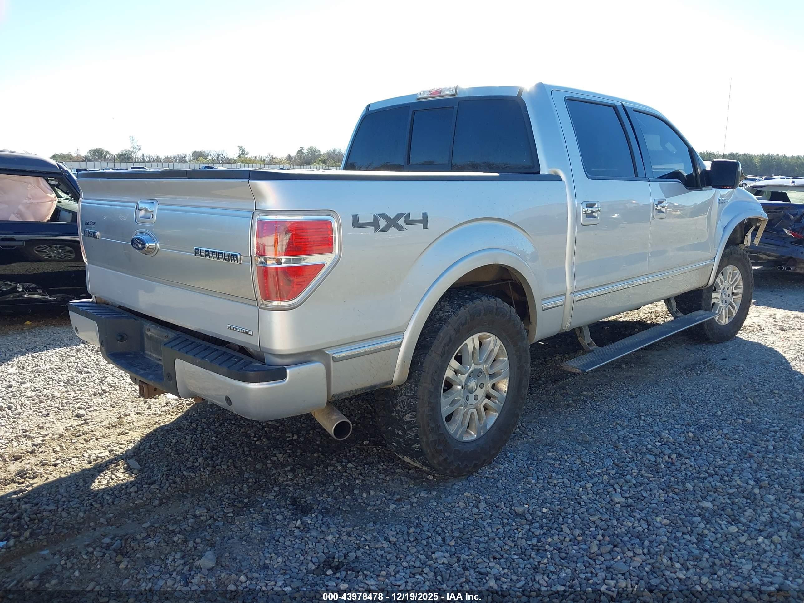 FORD F-150 image 4