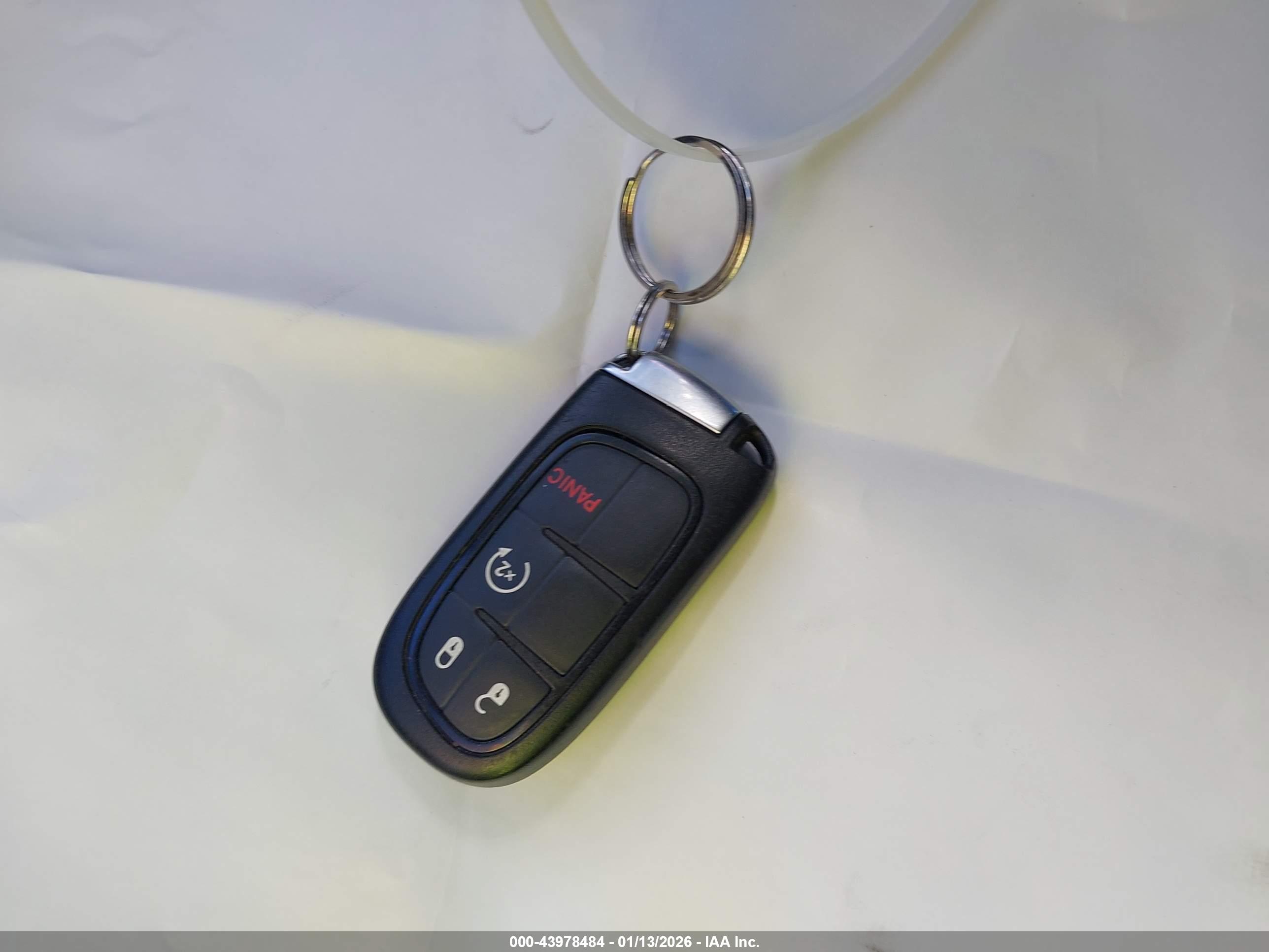 JEEP CHEROKEE image 11