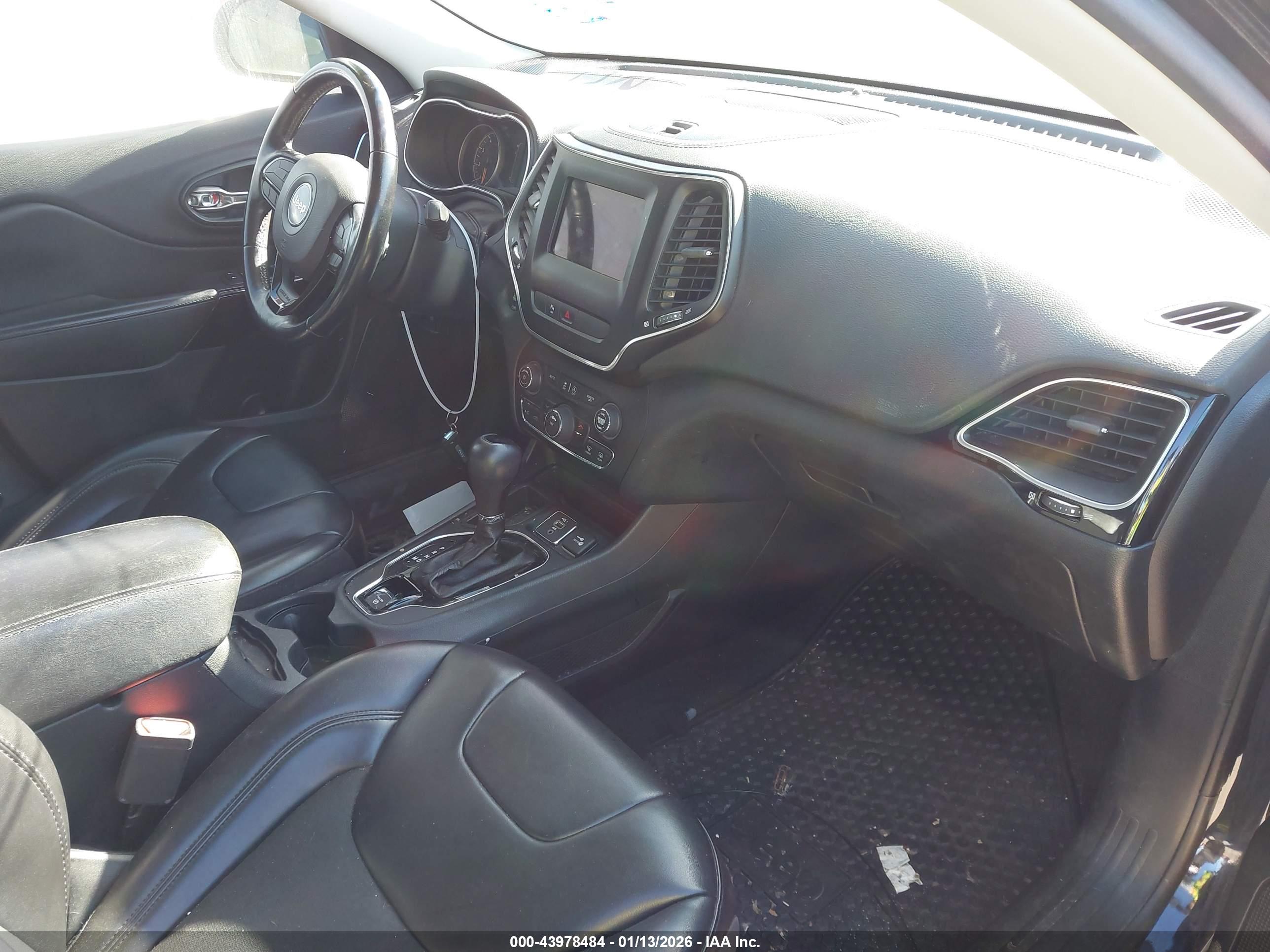 JEEP CHEROKEE image 5