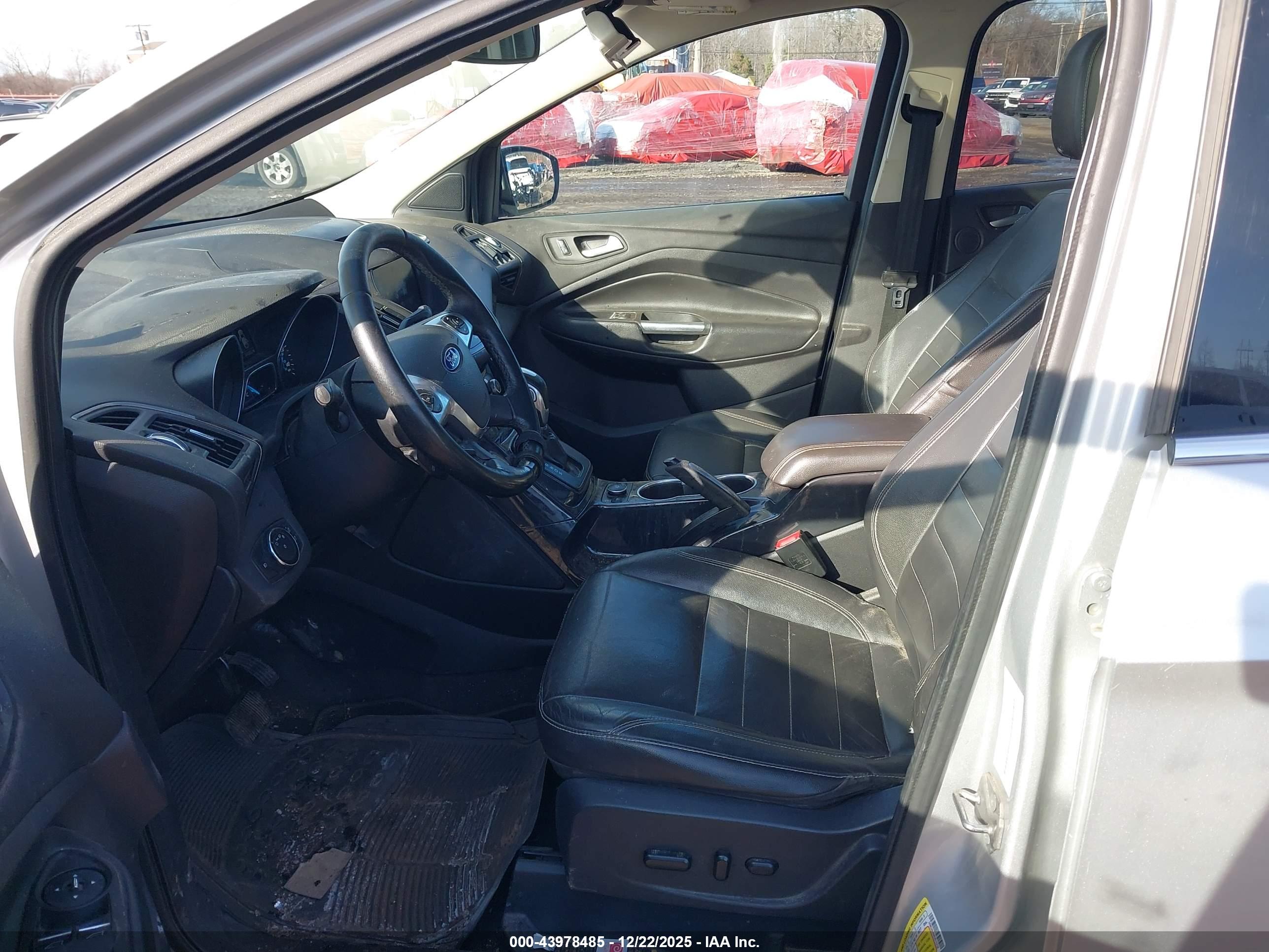 FORD ESCAPE image 5