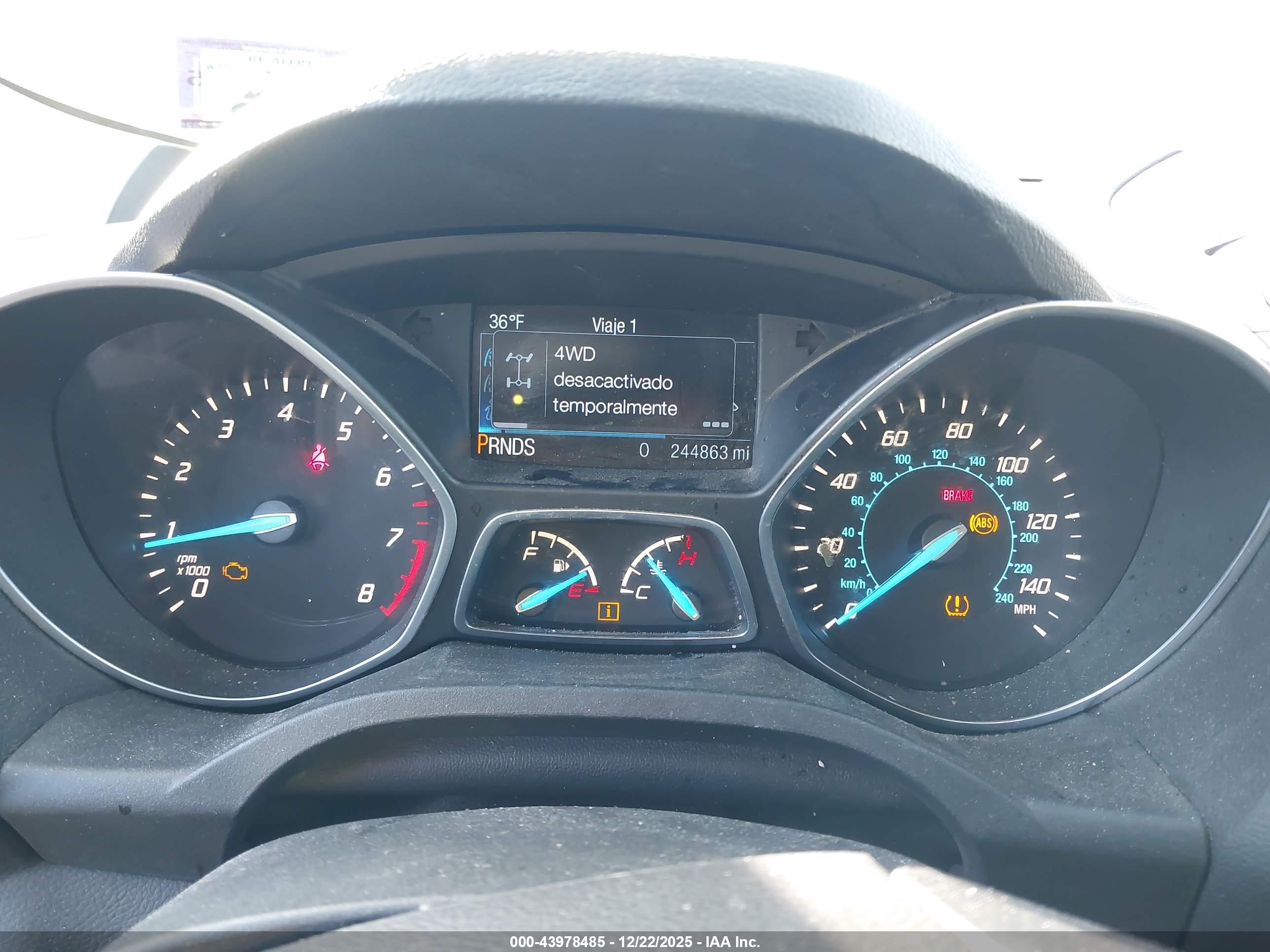 FORD ESCAPE image 7