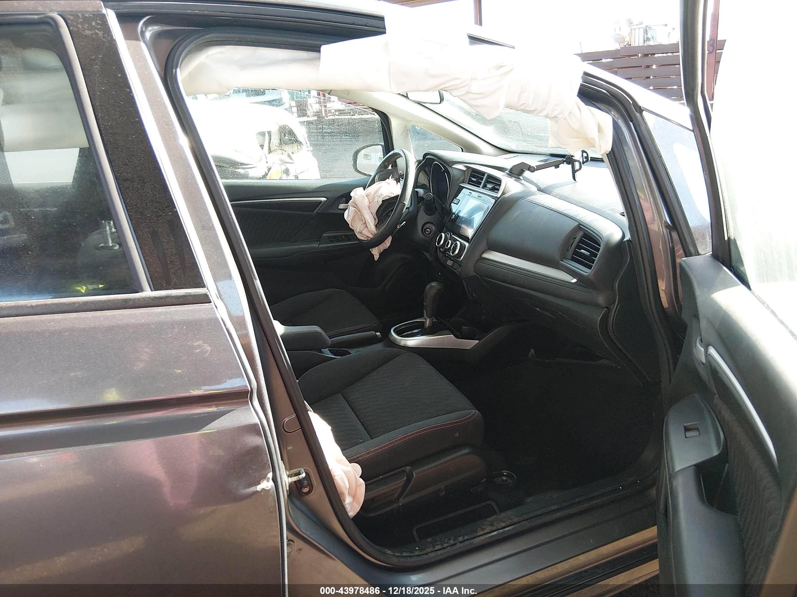 HONDA FIT image 5