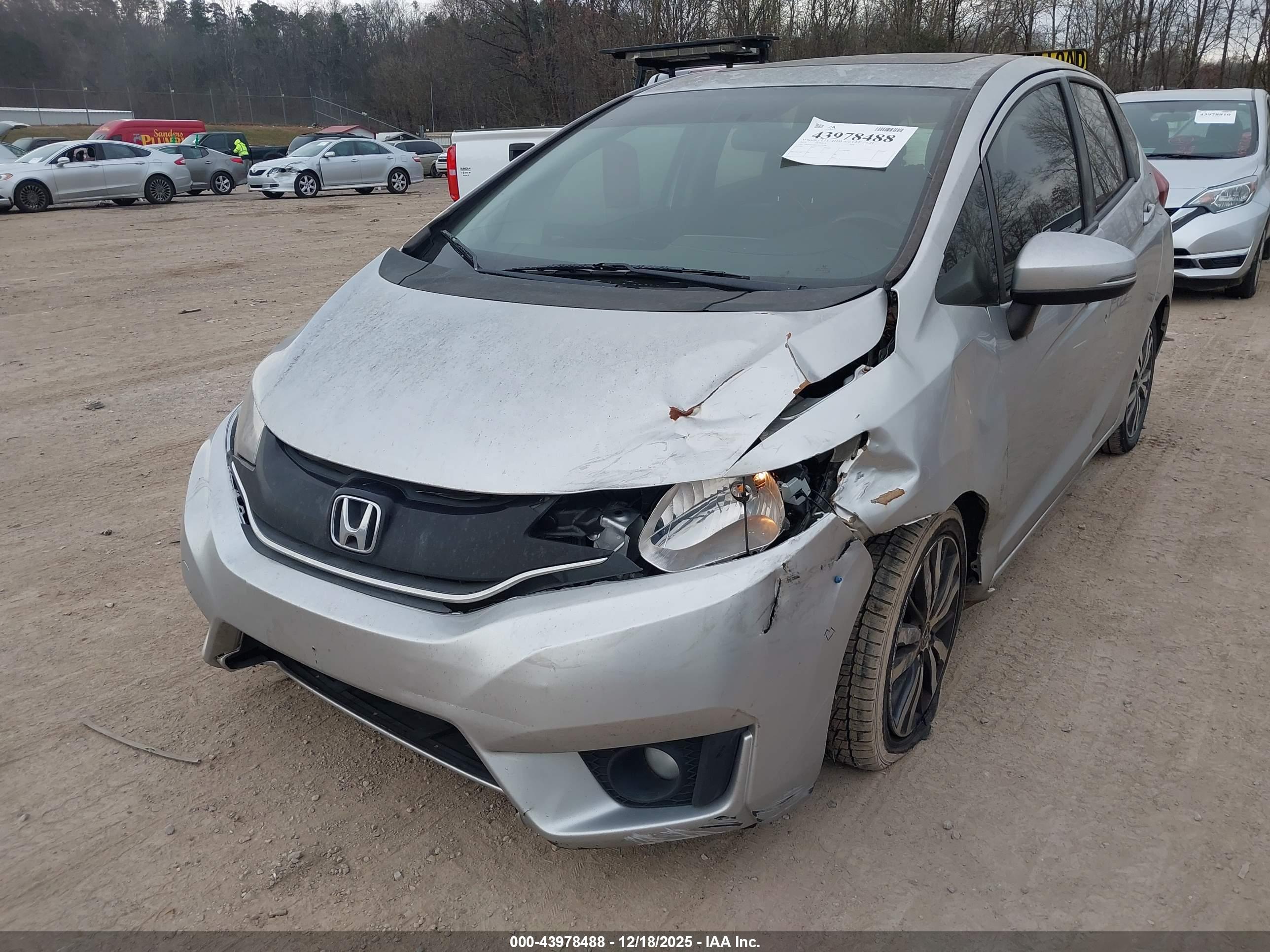 HONDA FIT image 6