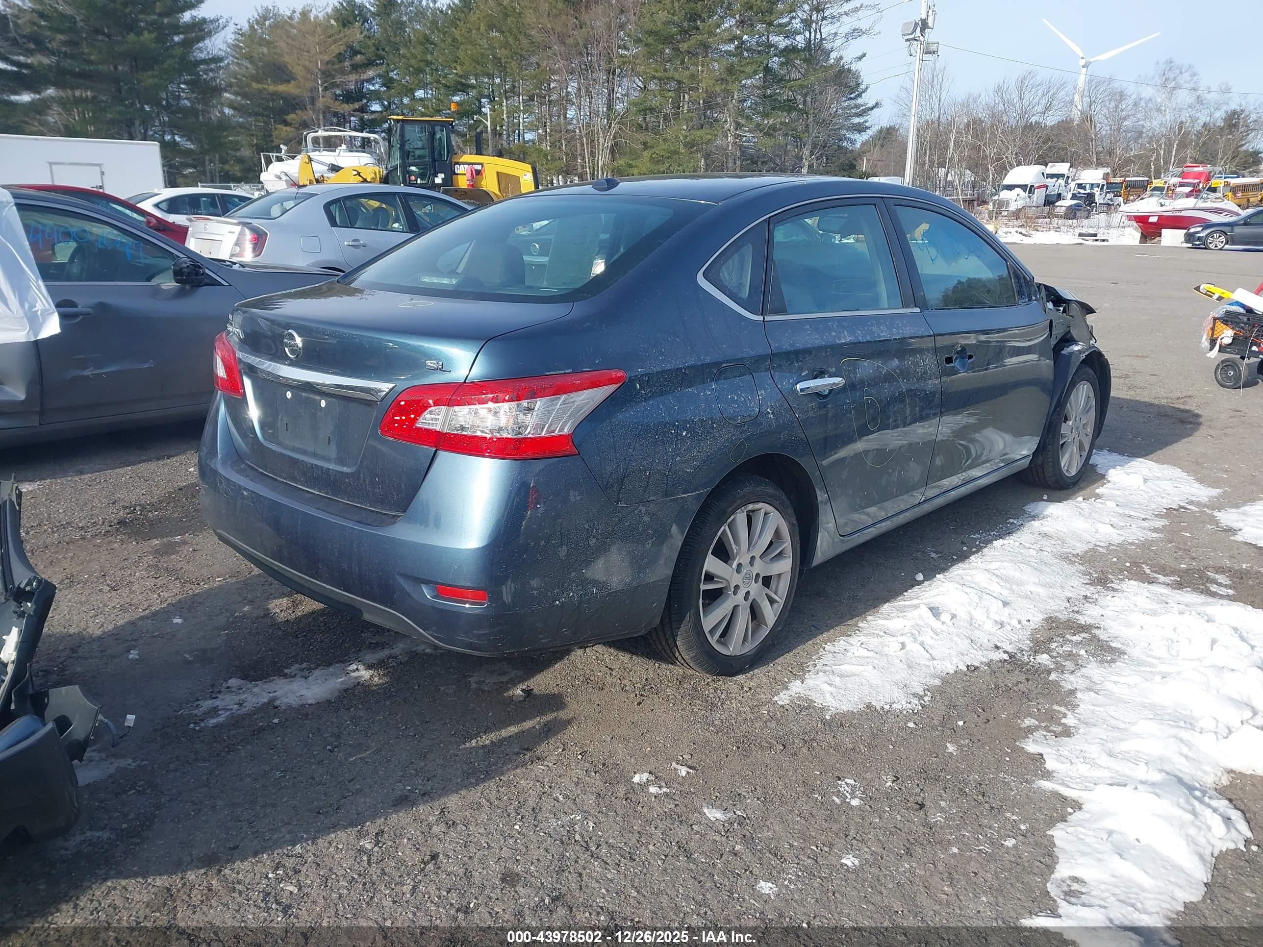 NISSAN SENTRA image 4