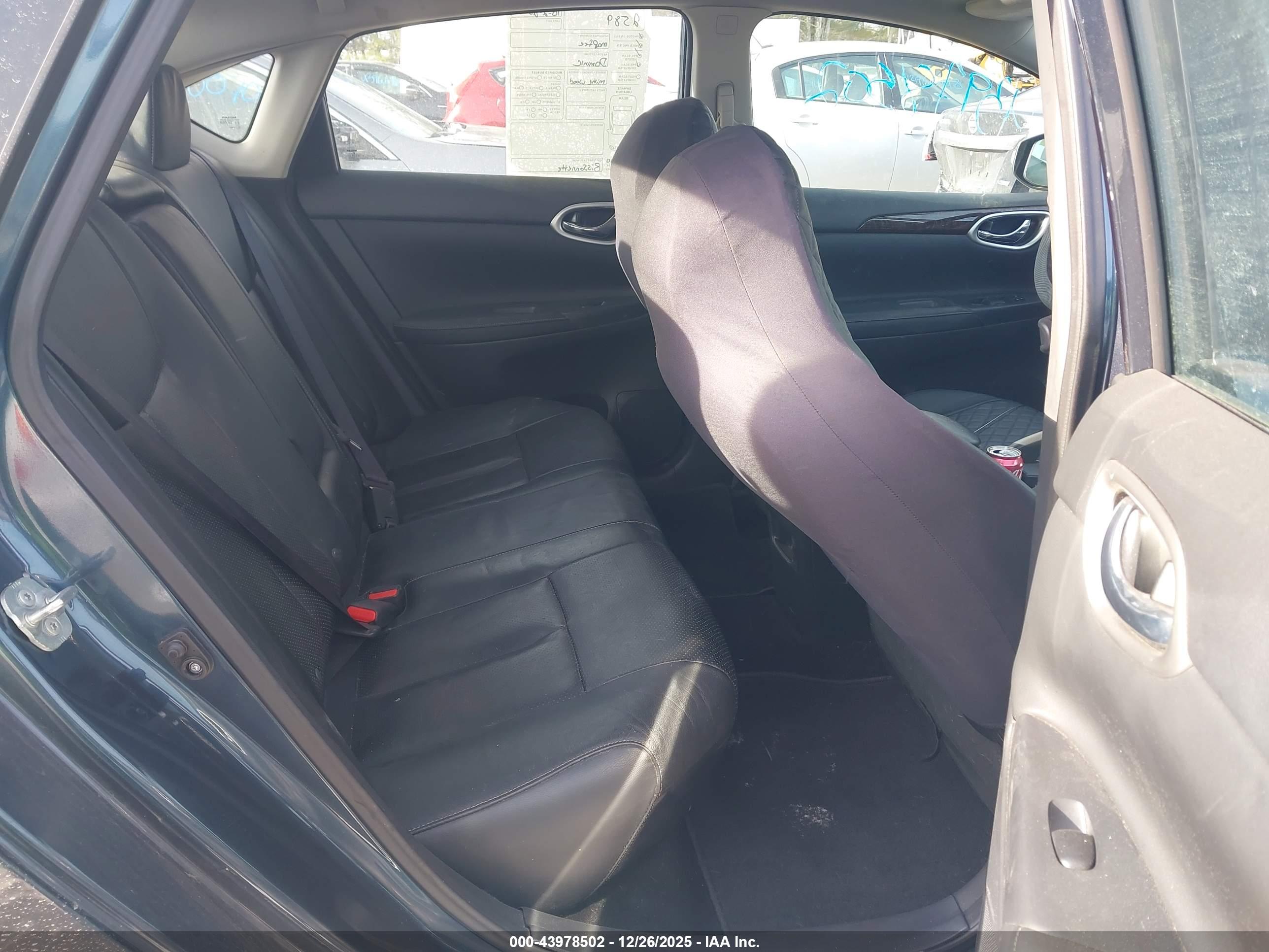 NISSAN SENTRA image 8