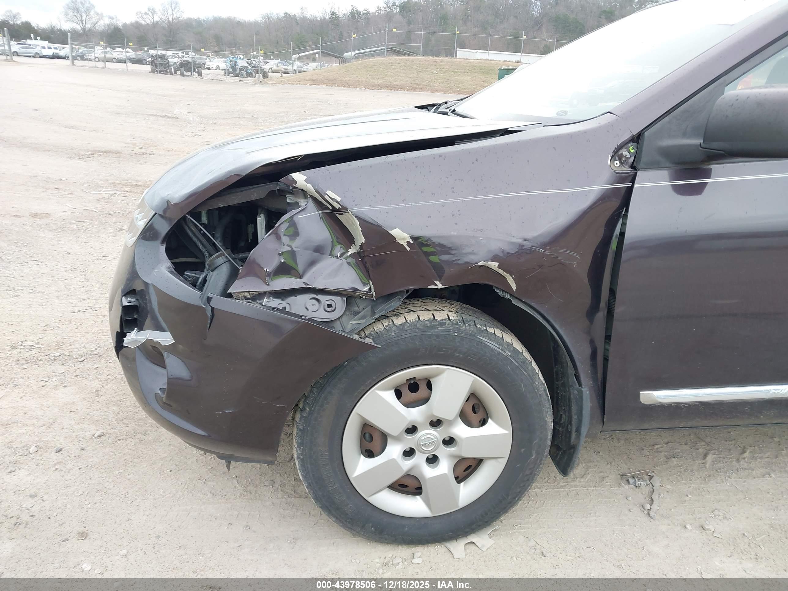 NISSAN ROGUE image 6