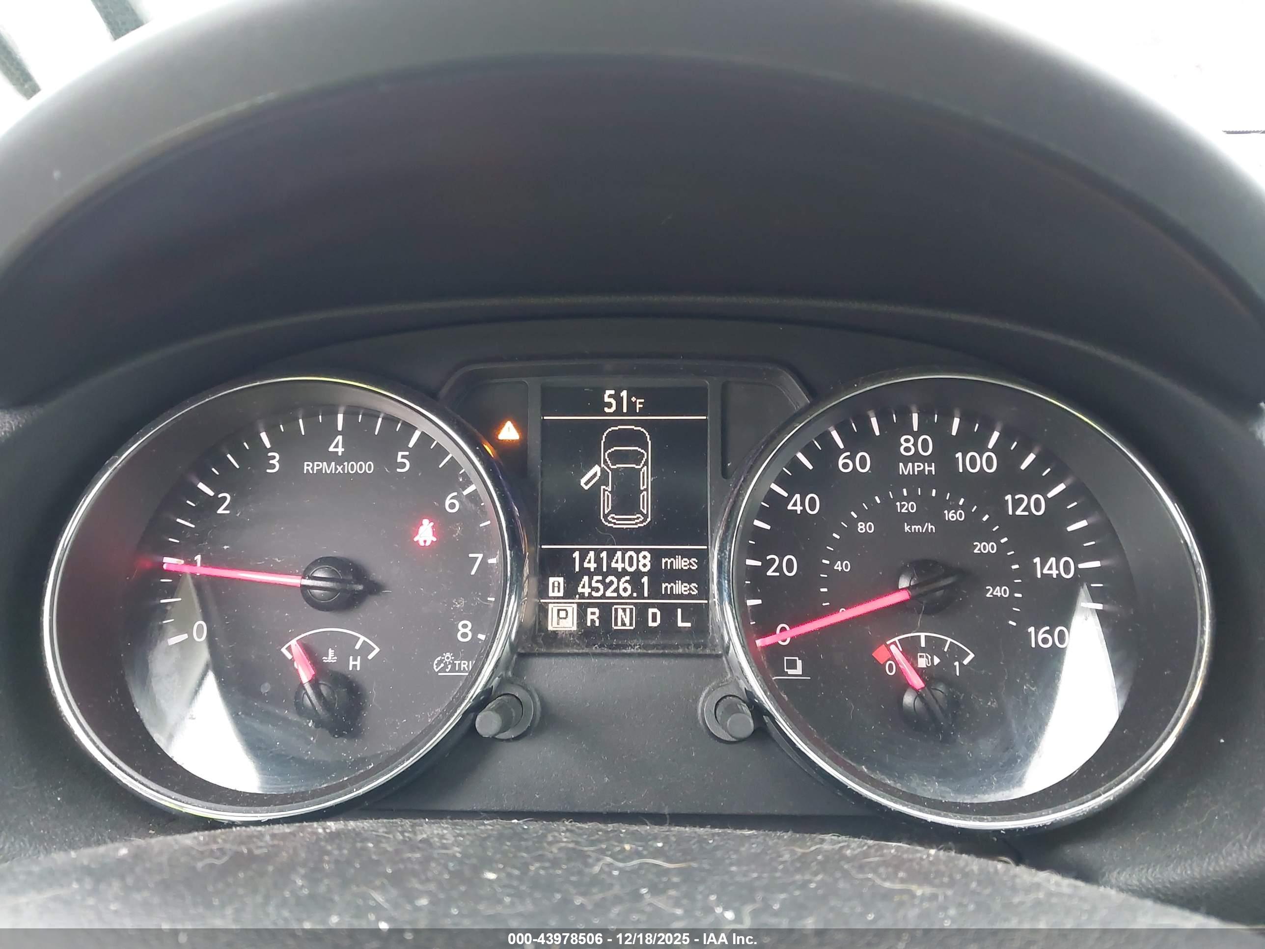 NISSAN ROGUE image 7