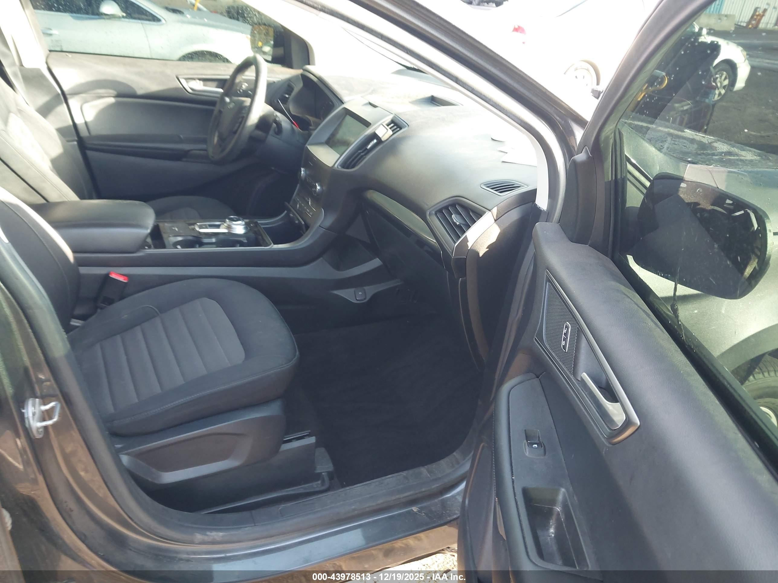 FORD EDGE image 5