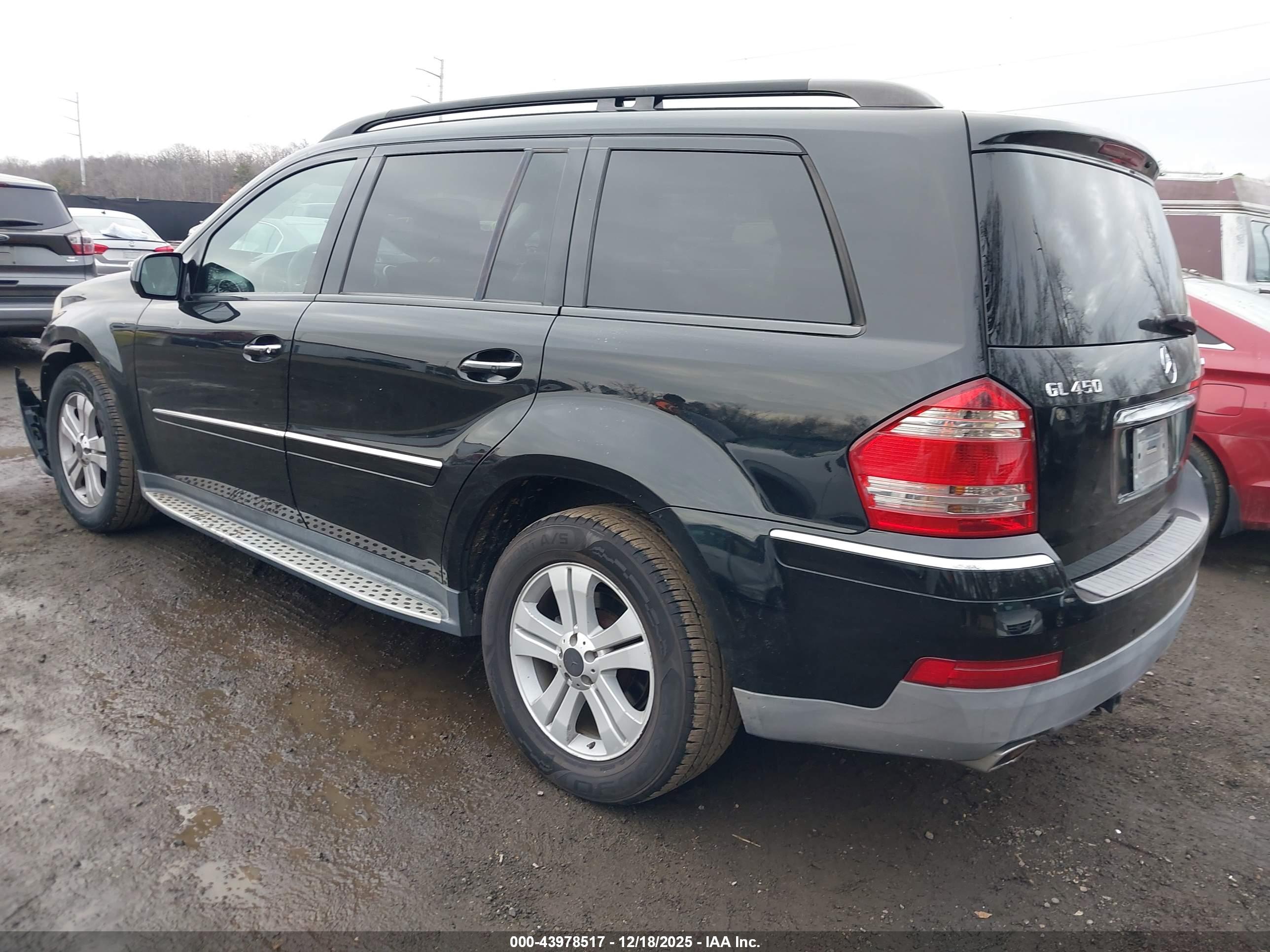 MERCEDES-BENZ GL image 3