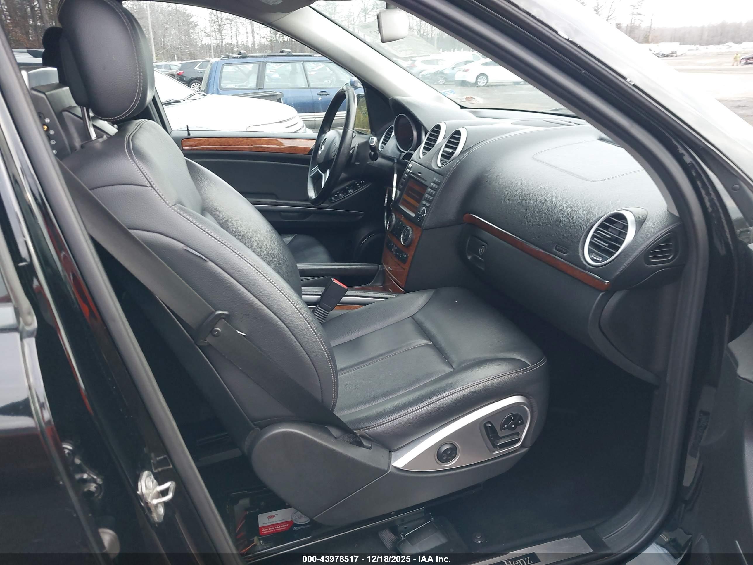 MERCEDES-BENZ GL image 5