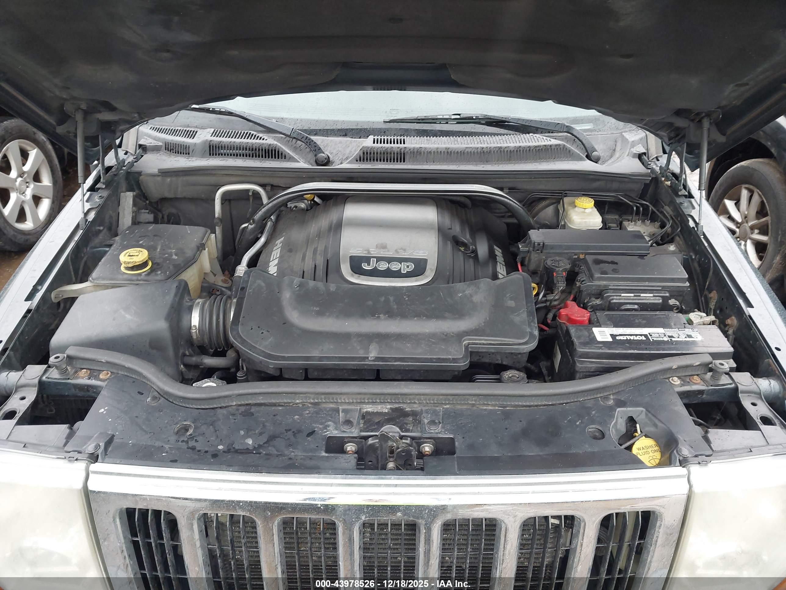 JEEP COMMANDER image 10