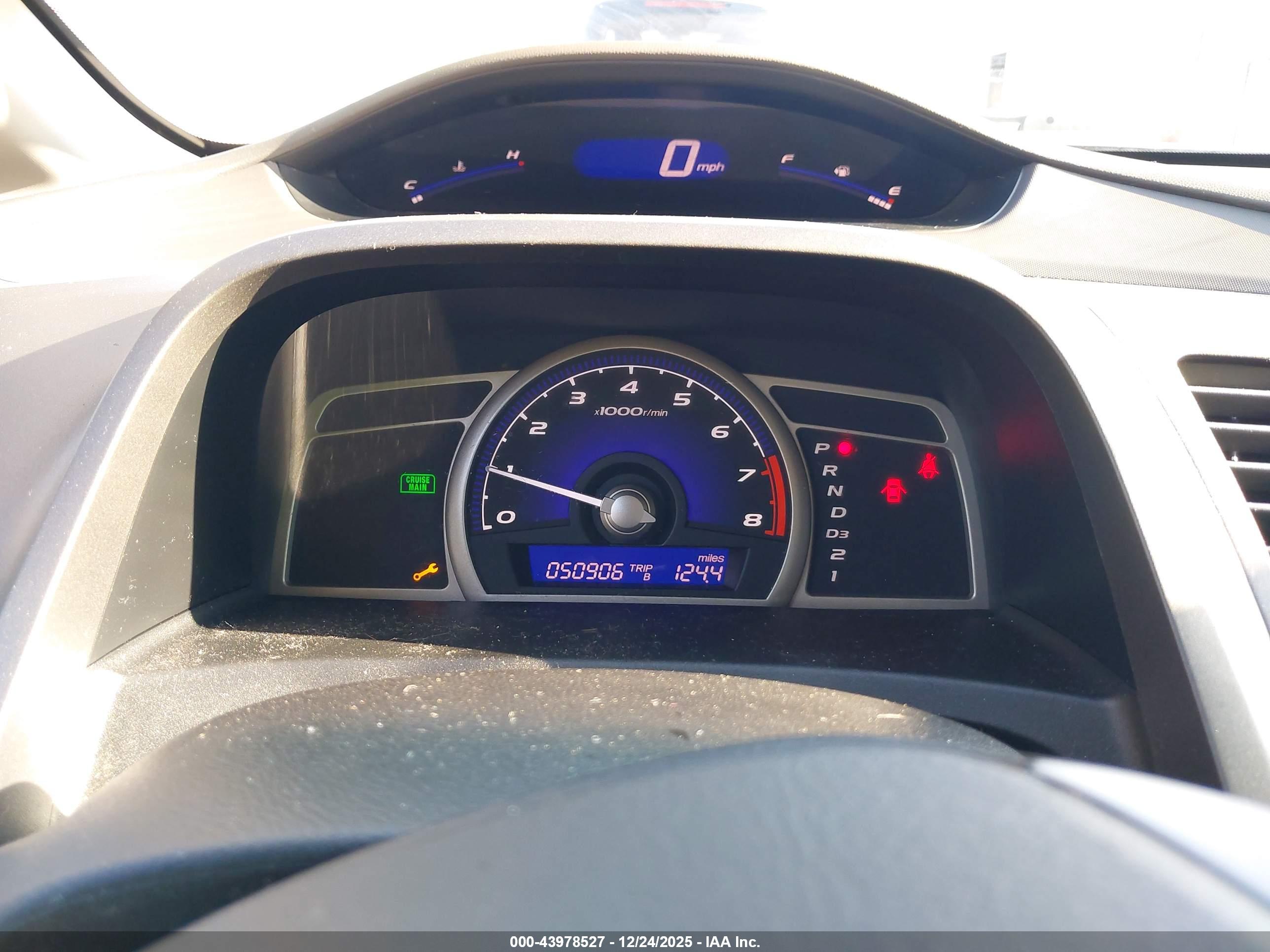 HONDA CIVIC image 7