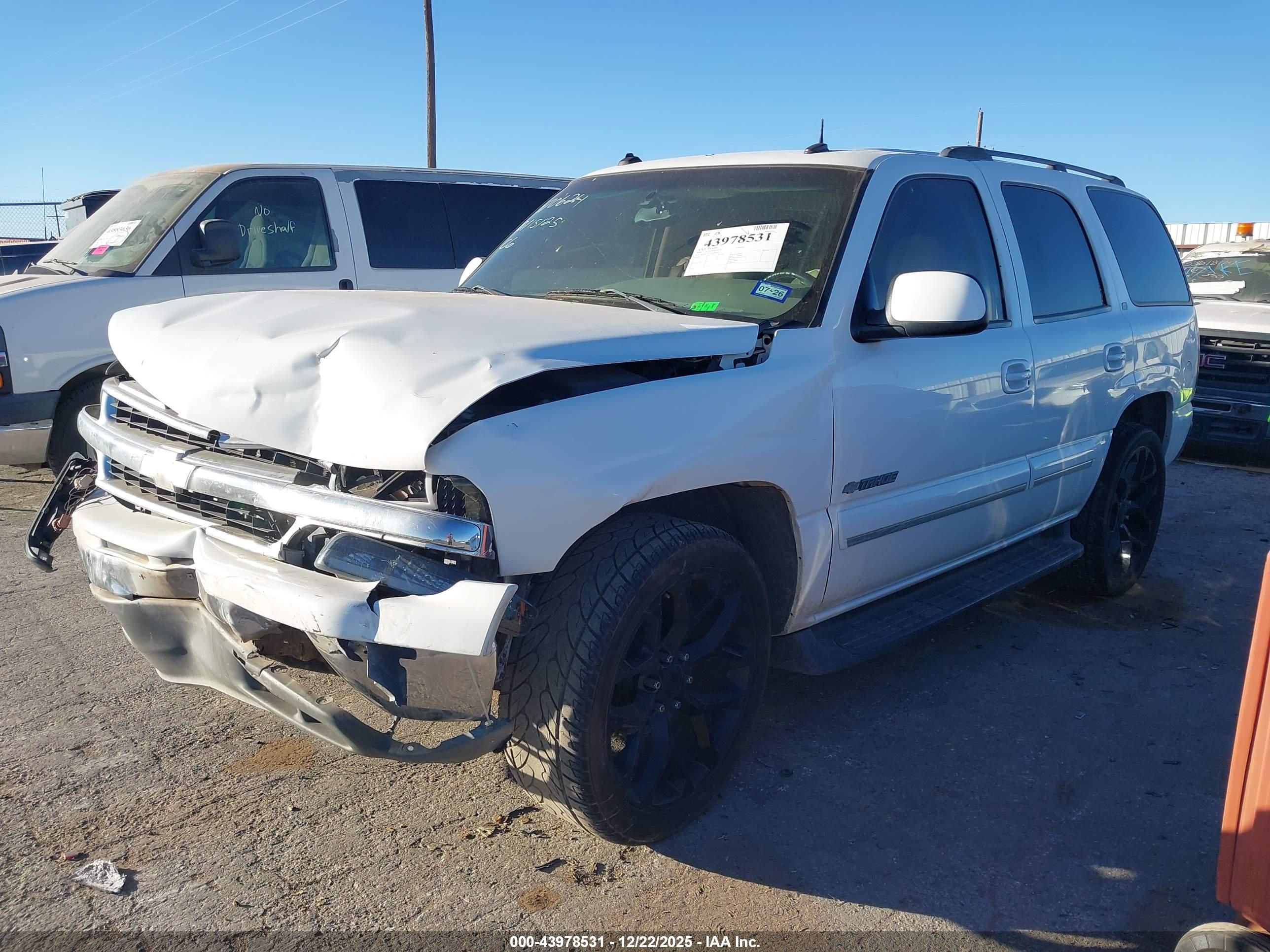 CHEVROLET TAHOE image 2