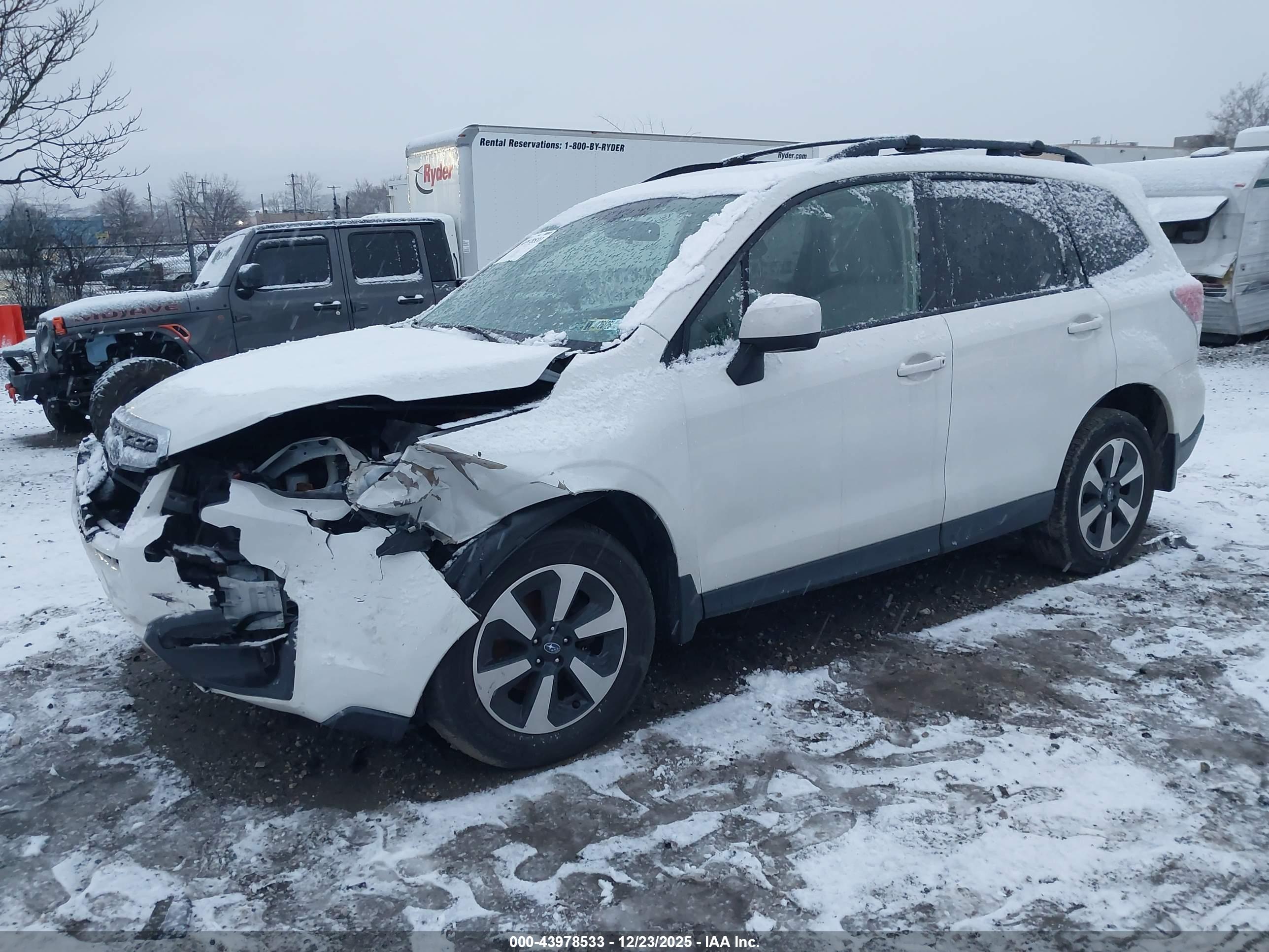 SUBARU FORESTER image 2