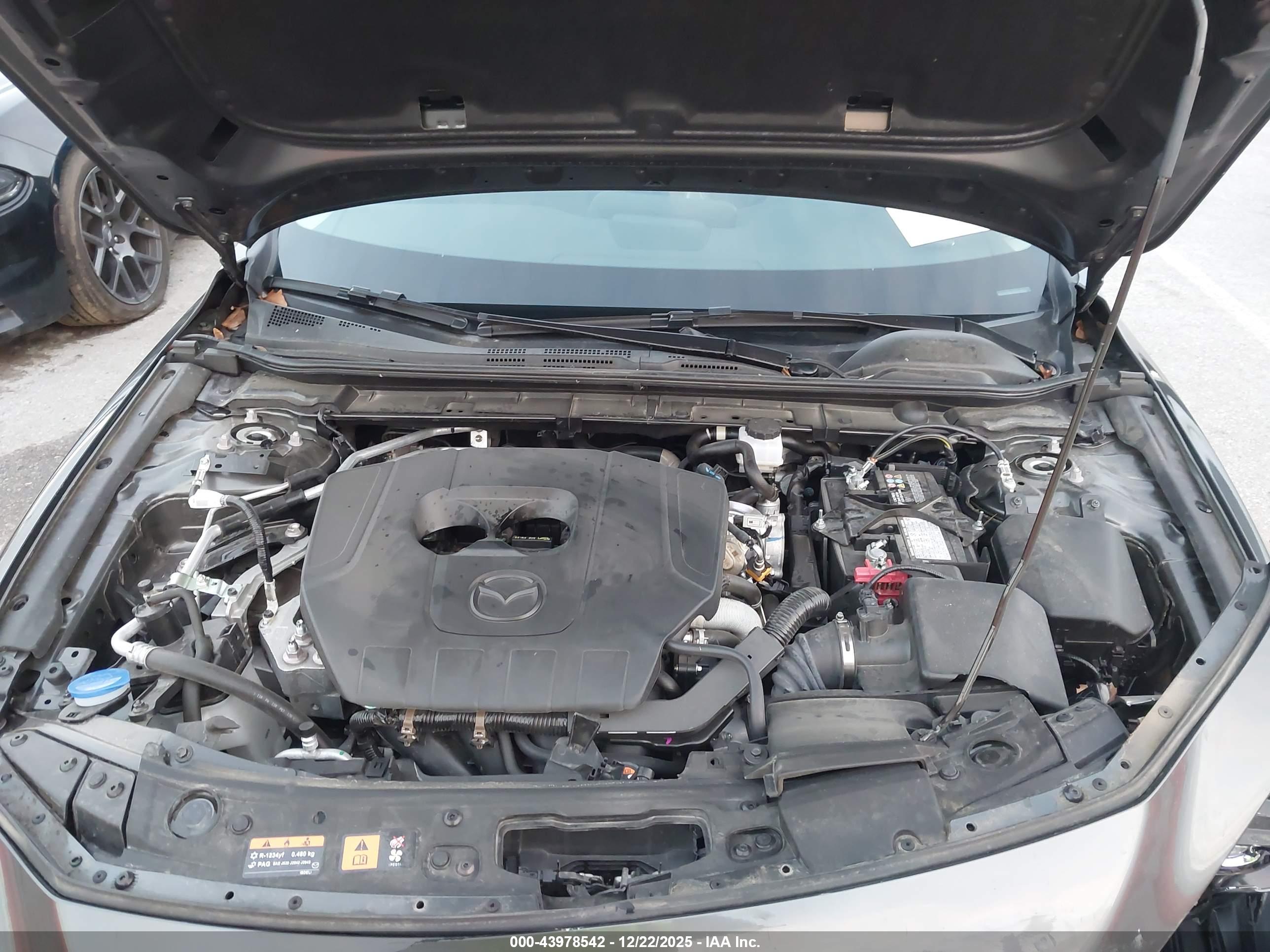 MAZDA MAZDA3 image 10