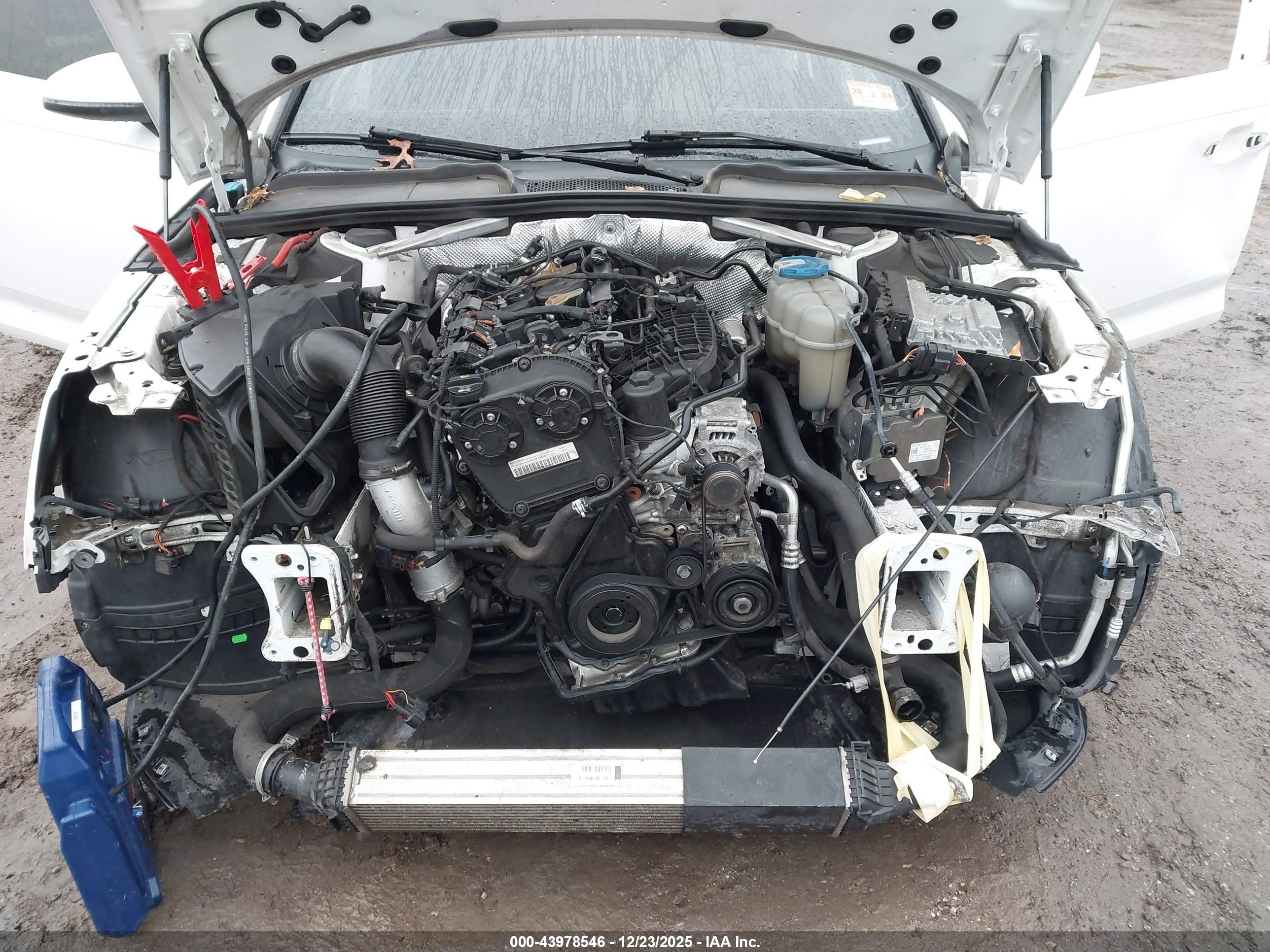 AUDI A4 image 10