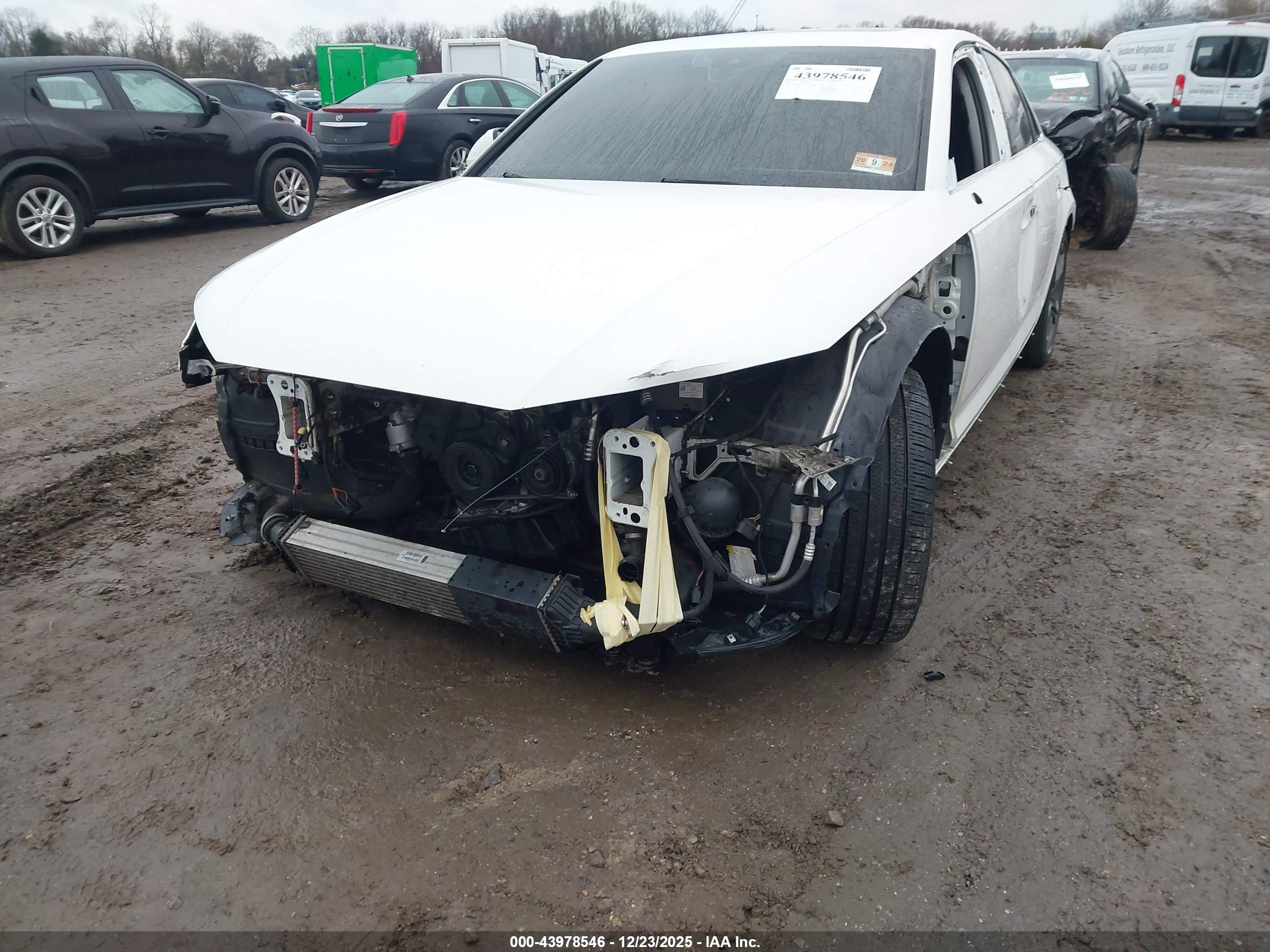 AUDI A4 image 6