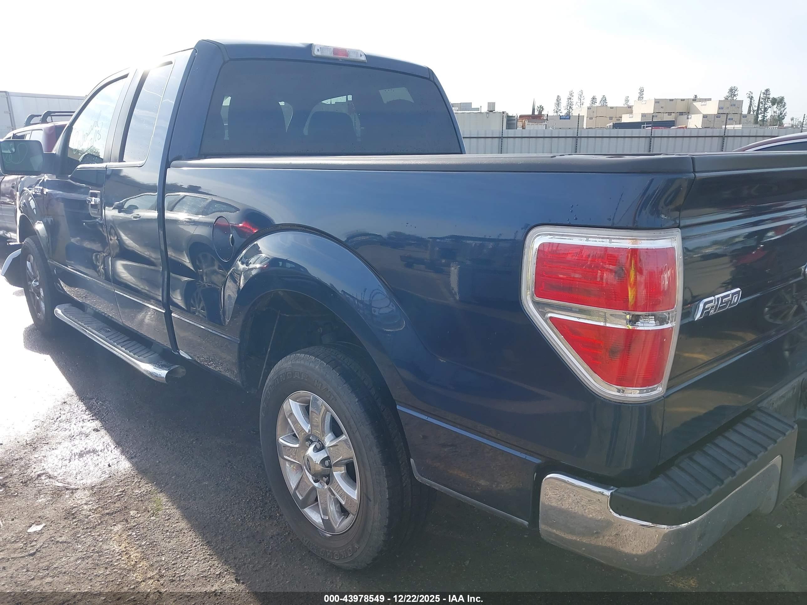 FORD F-150 image 3