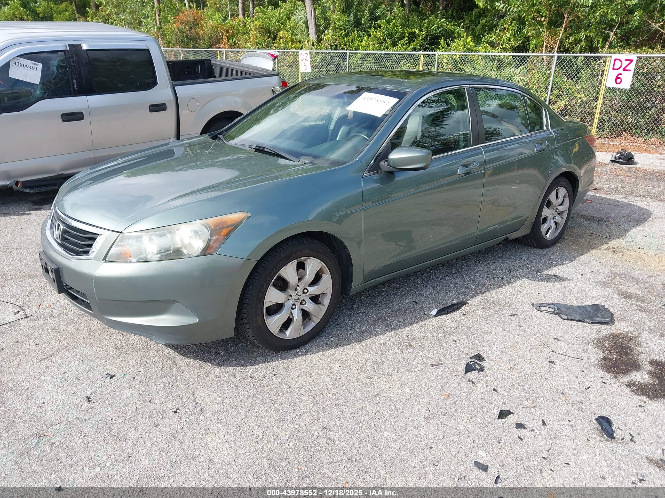 HONDA ACCORD image 2