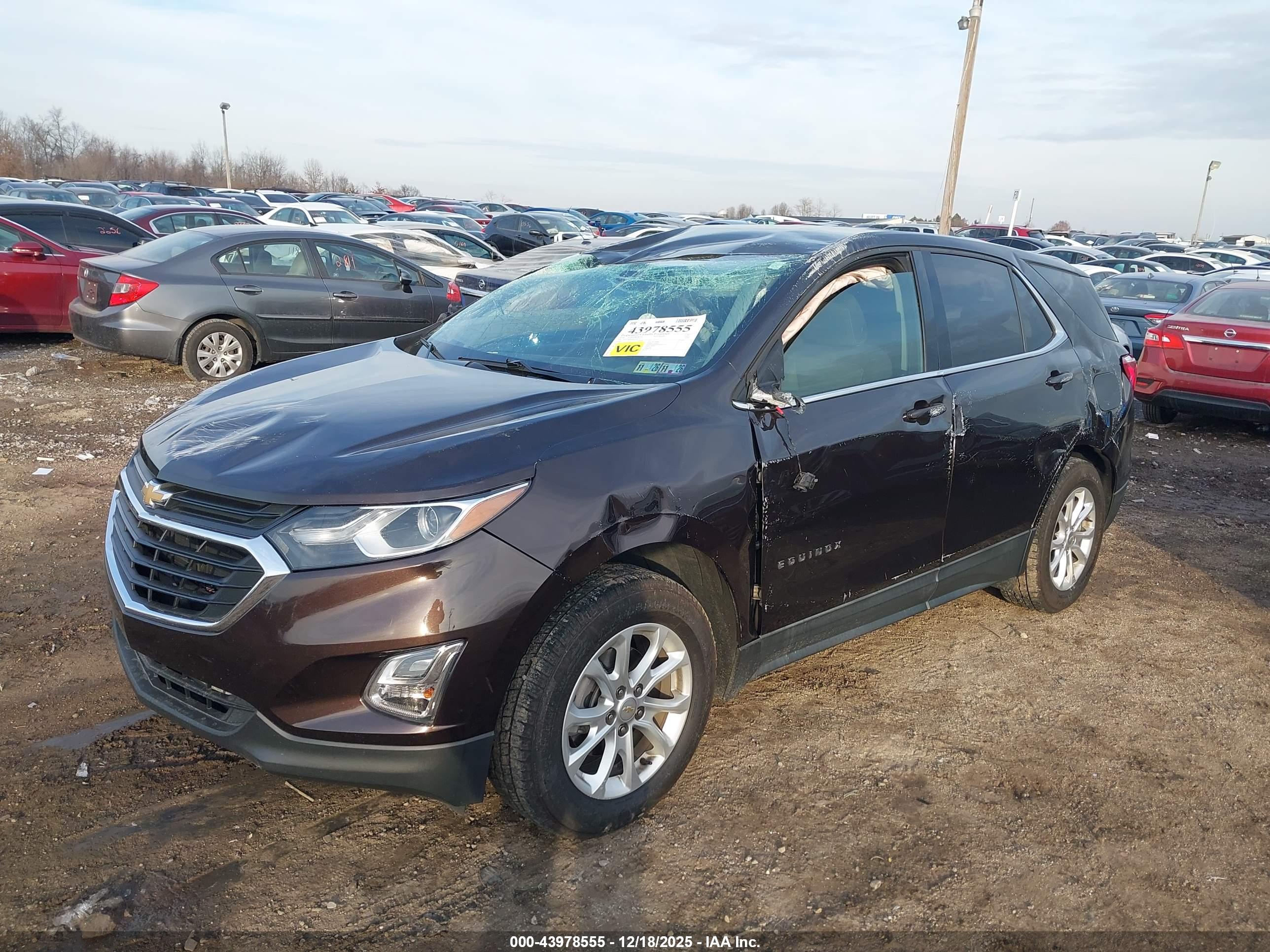 CHEVROLET EQUINOX image 2