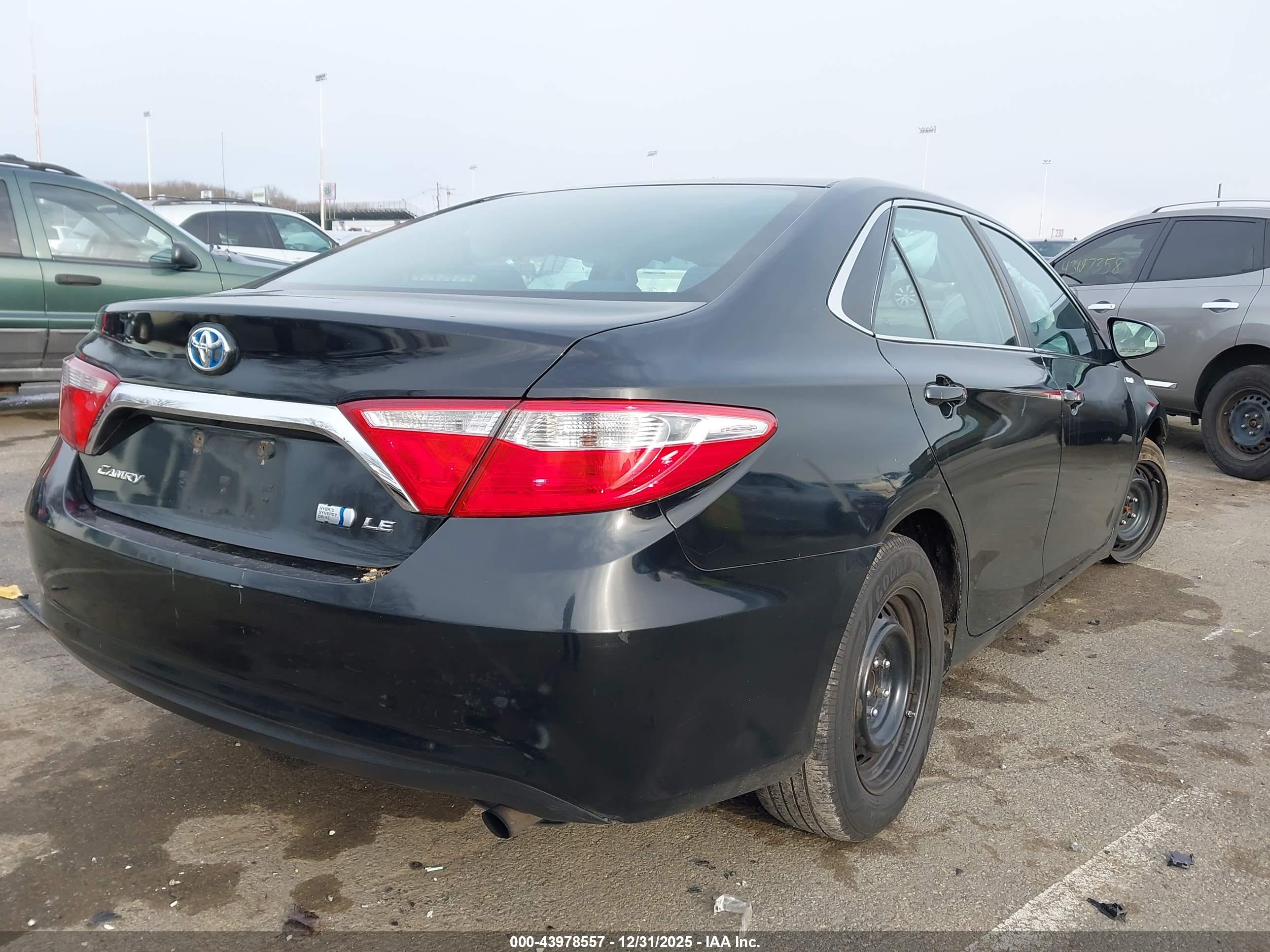 TOYOTA CAMRY image 4