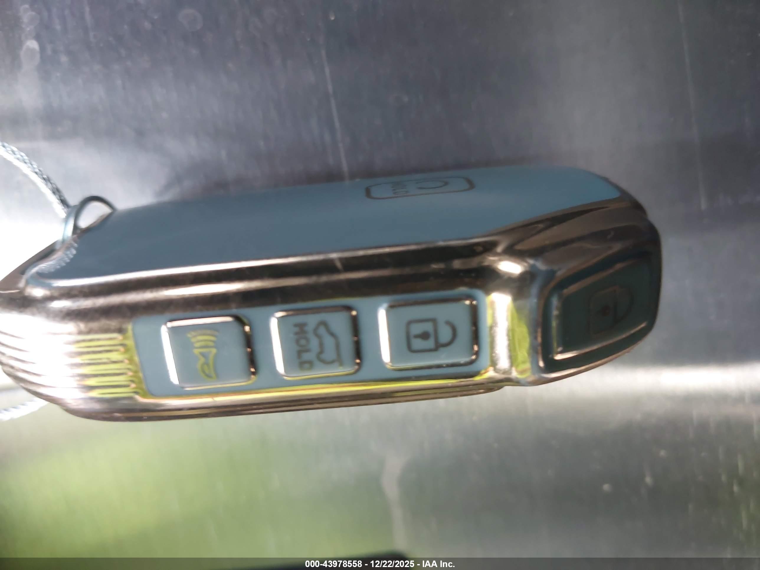 KIA SPORTAGE image 11