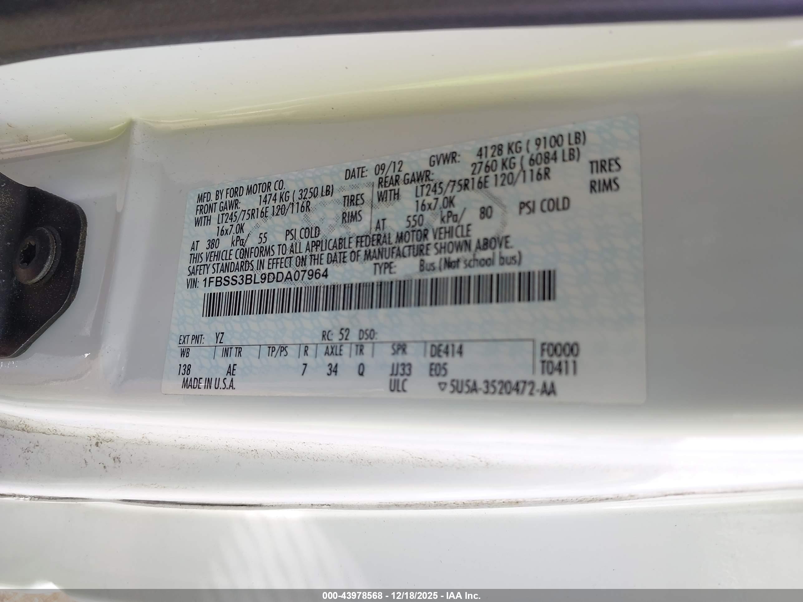FORD E-350 image 9