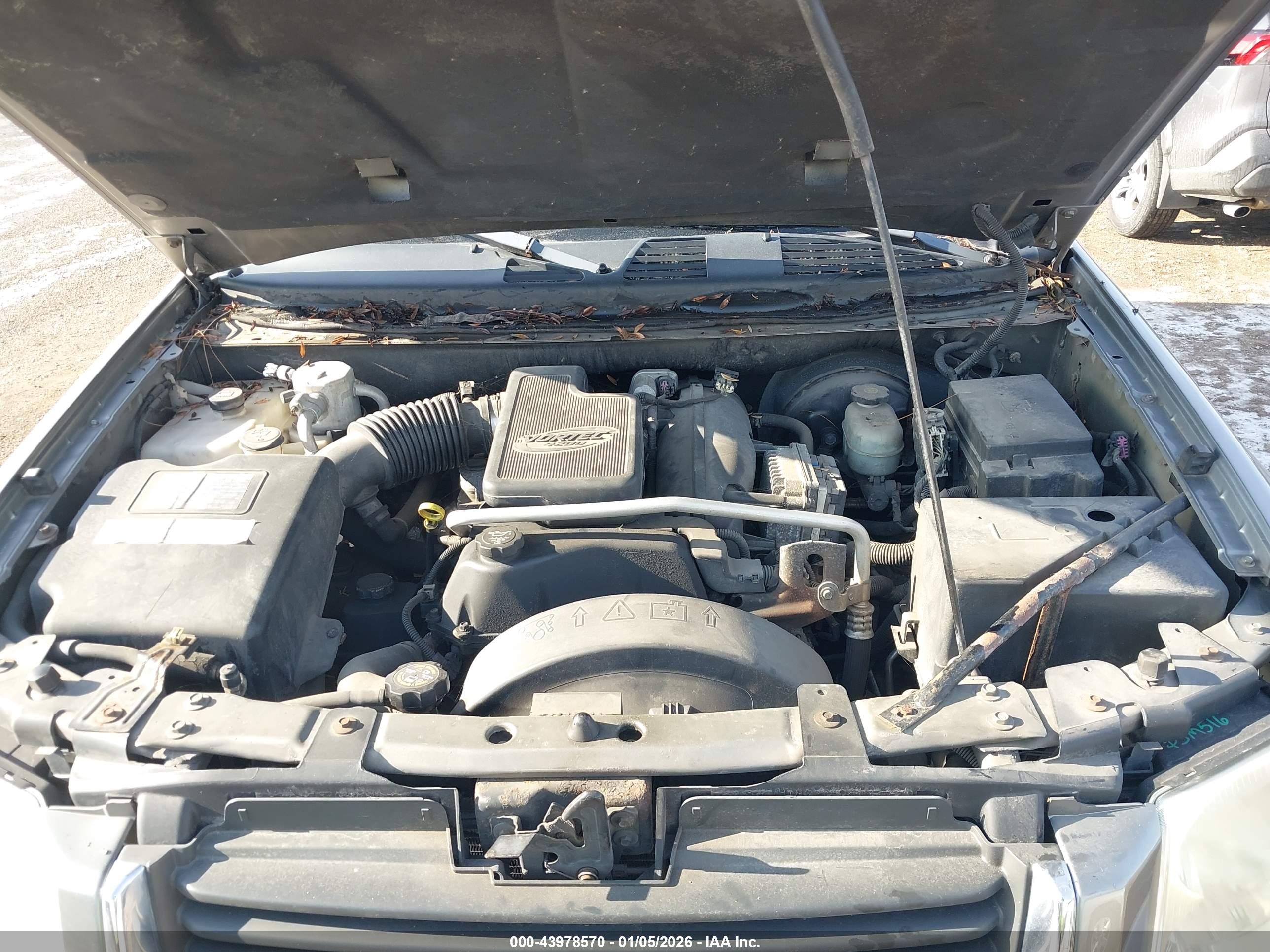GMC ENVOY image 10