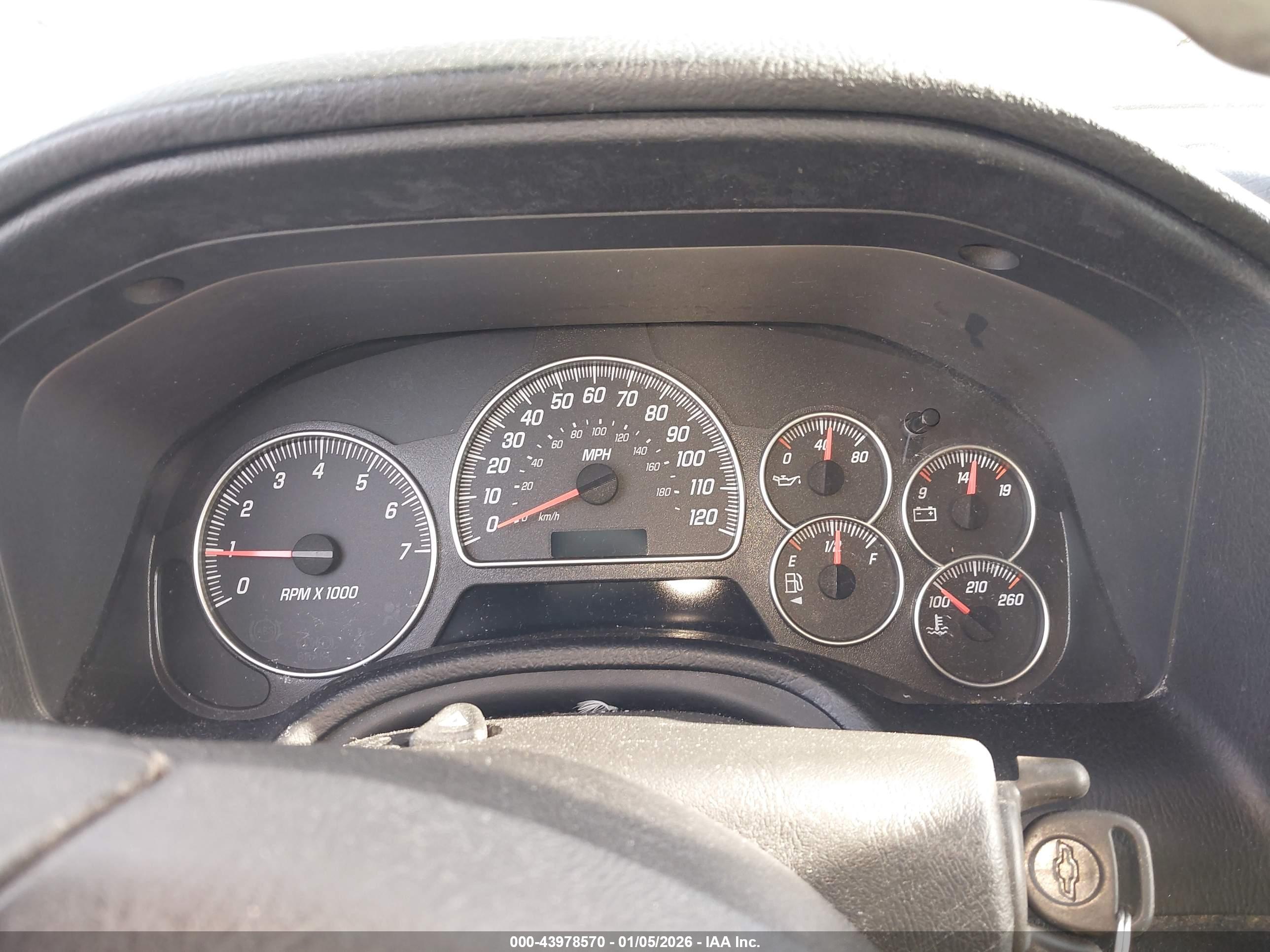 GMC ENVOY image 7