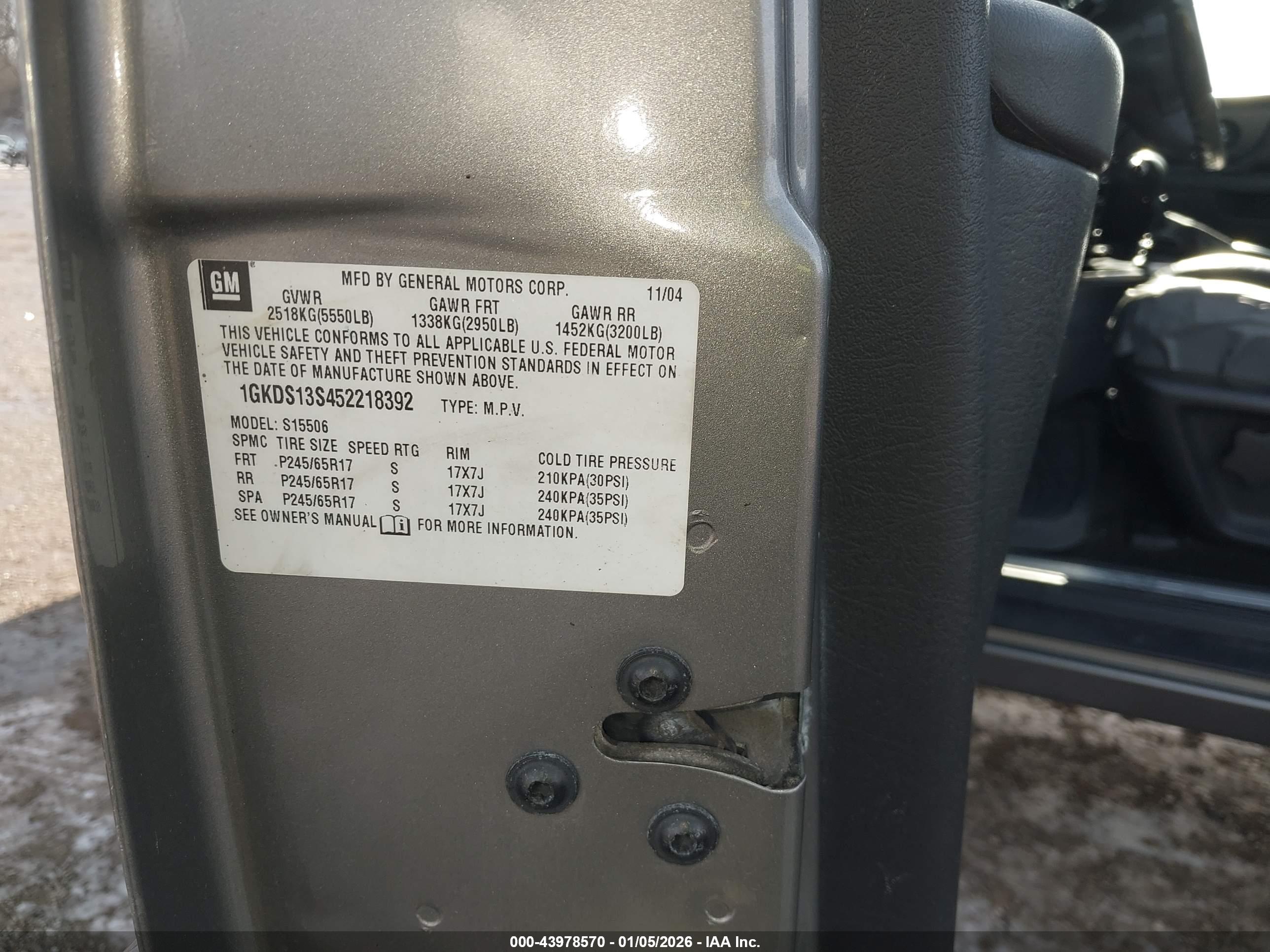 GMC ENVOY image 9