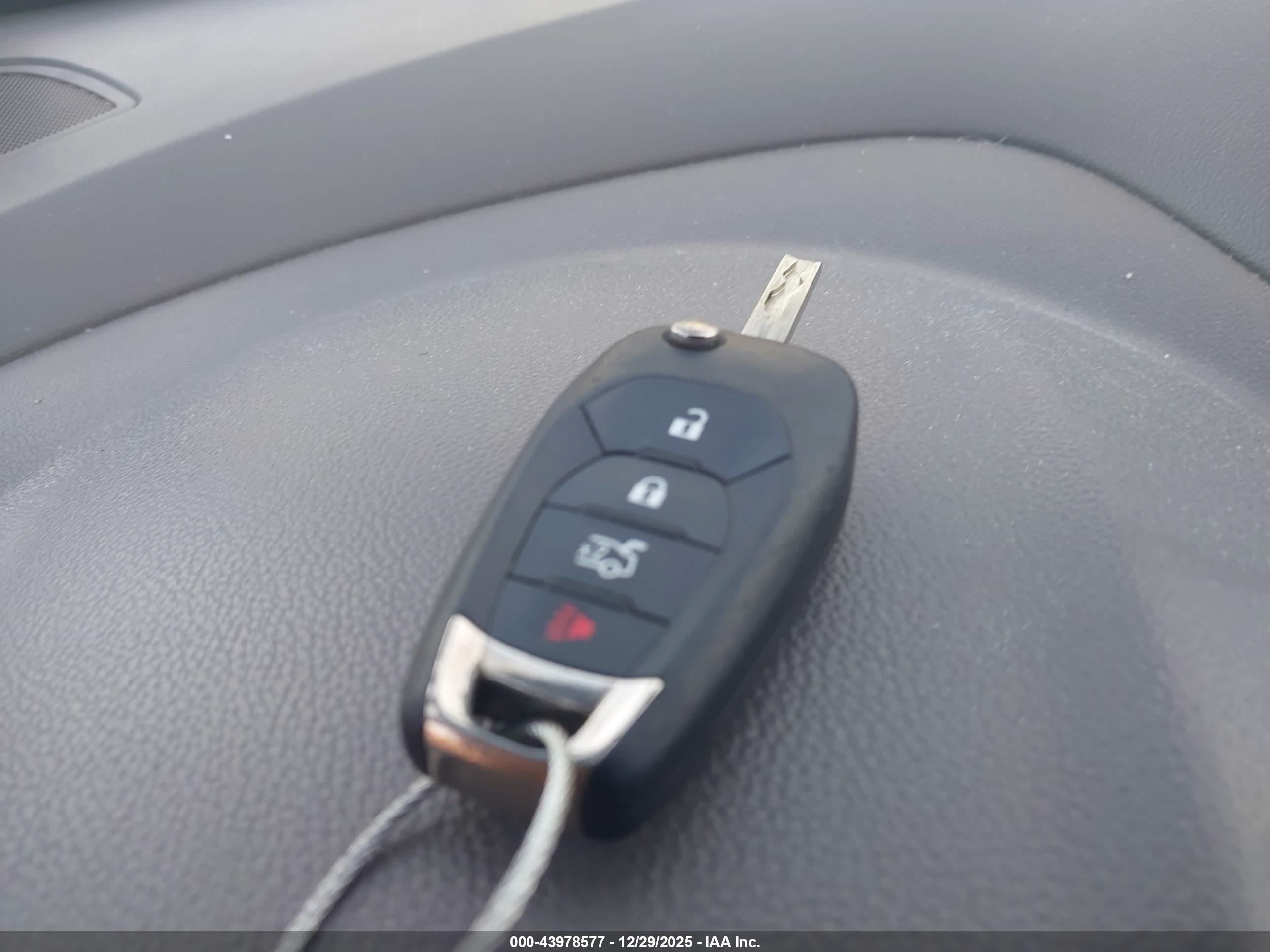 CHEVROLET CRUZE image 11