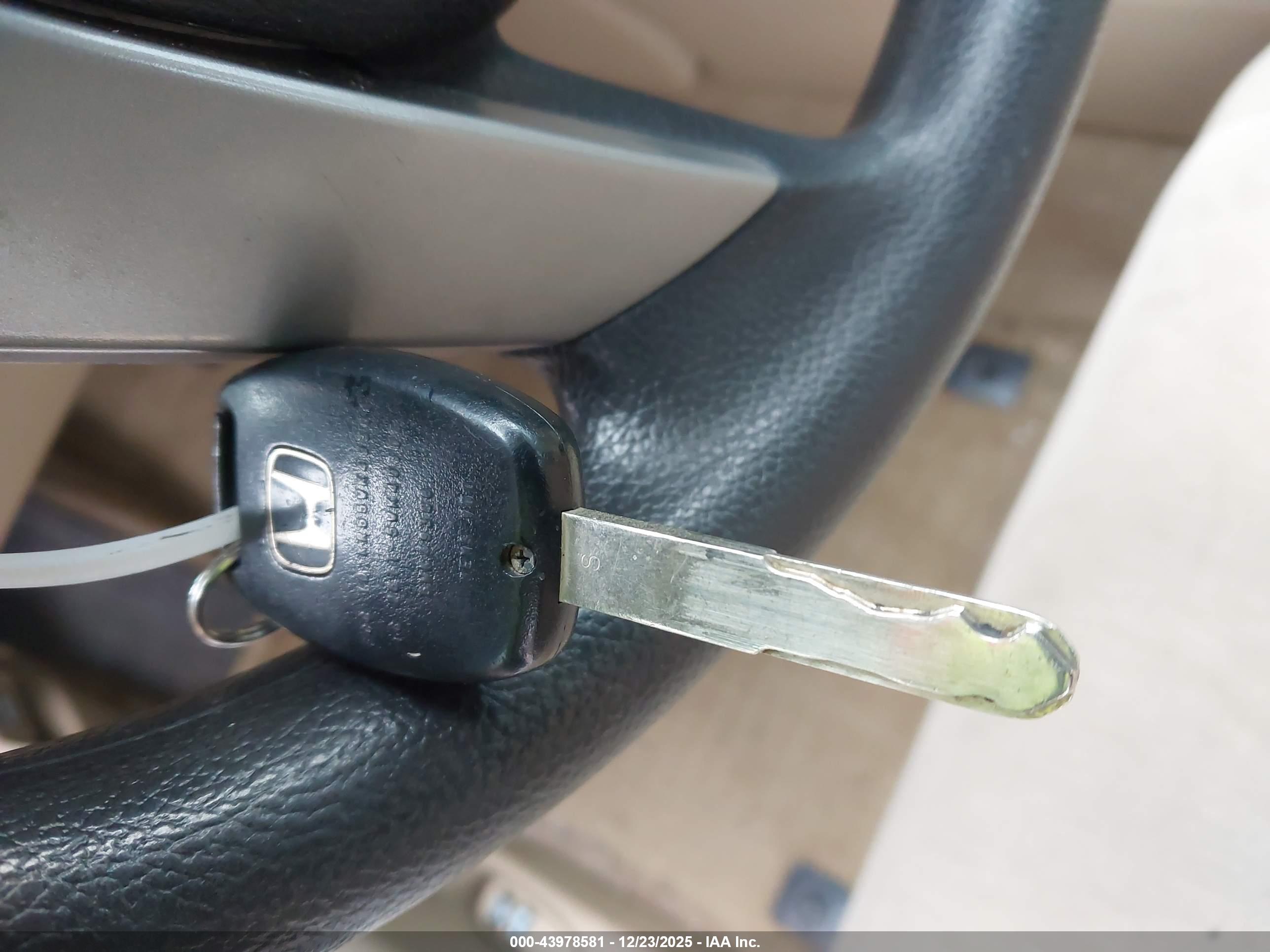 HONDA ACCORD image 11
