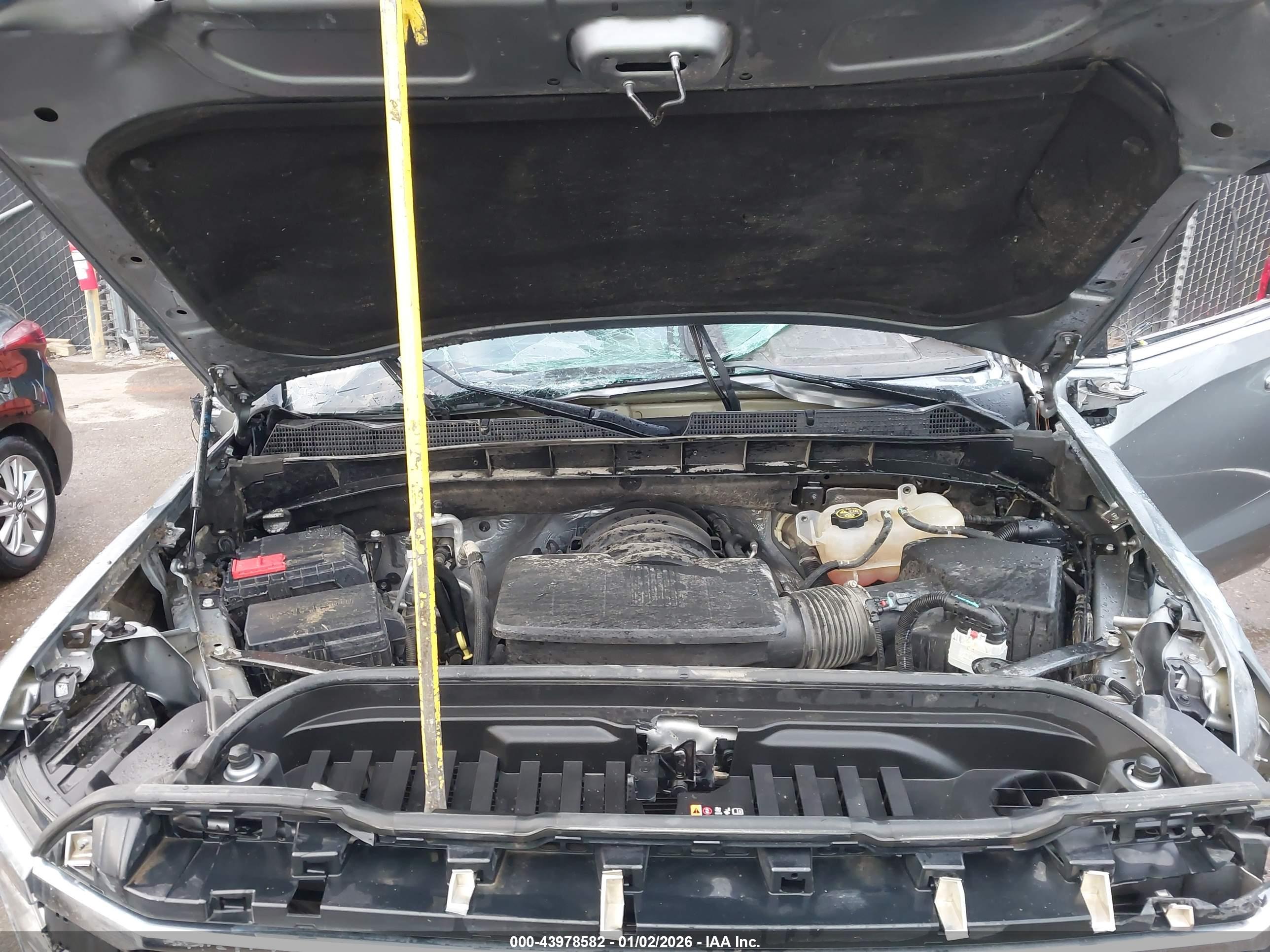GMC SIERRA image 10